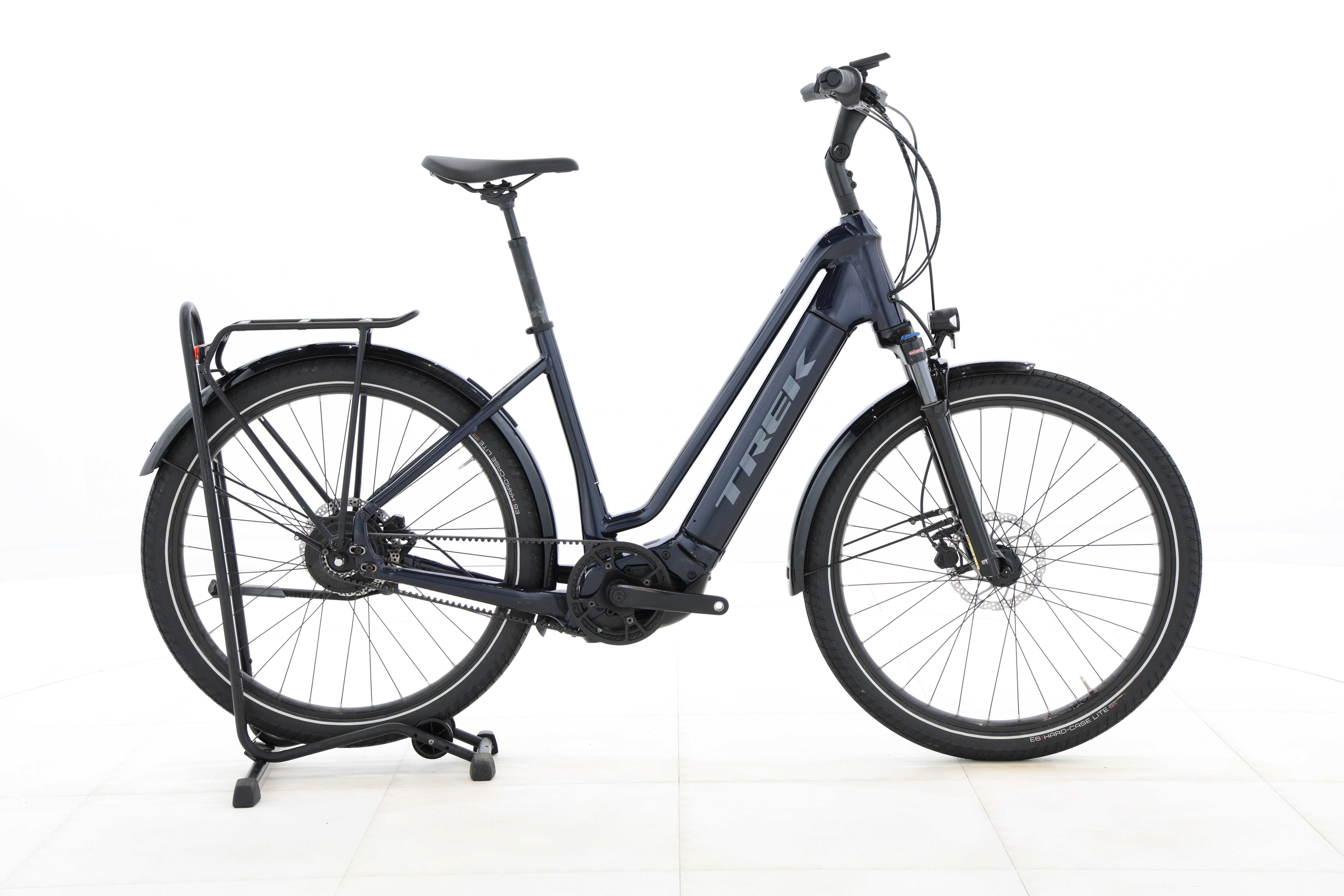 820b039d-d1e8-41a4-bbbf-005a9b689cad