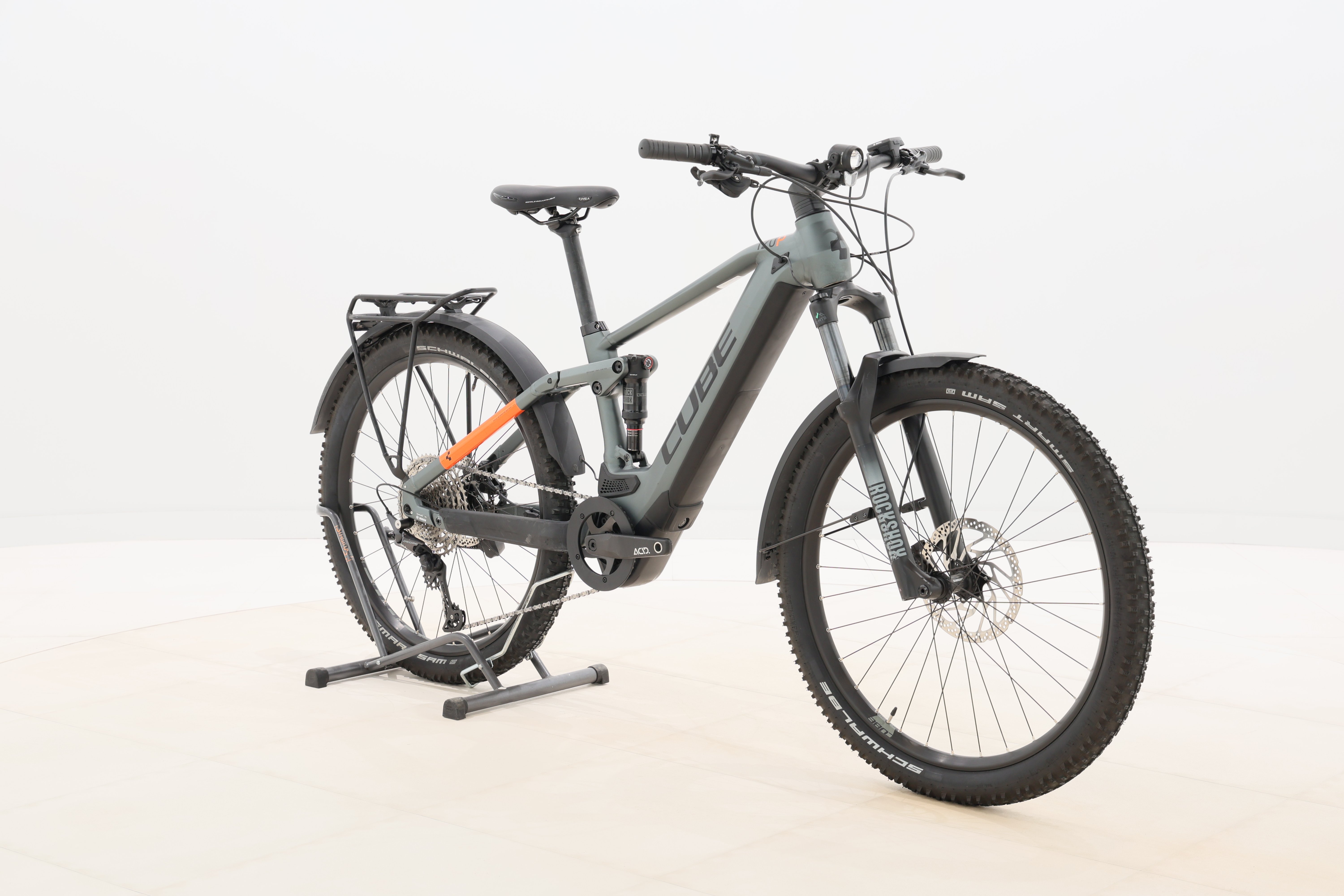 dfd70f6c-fdda-41ee-b91a-a08010bc4cc8