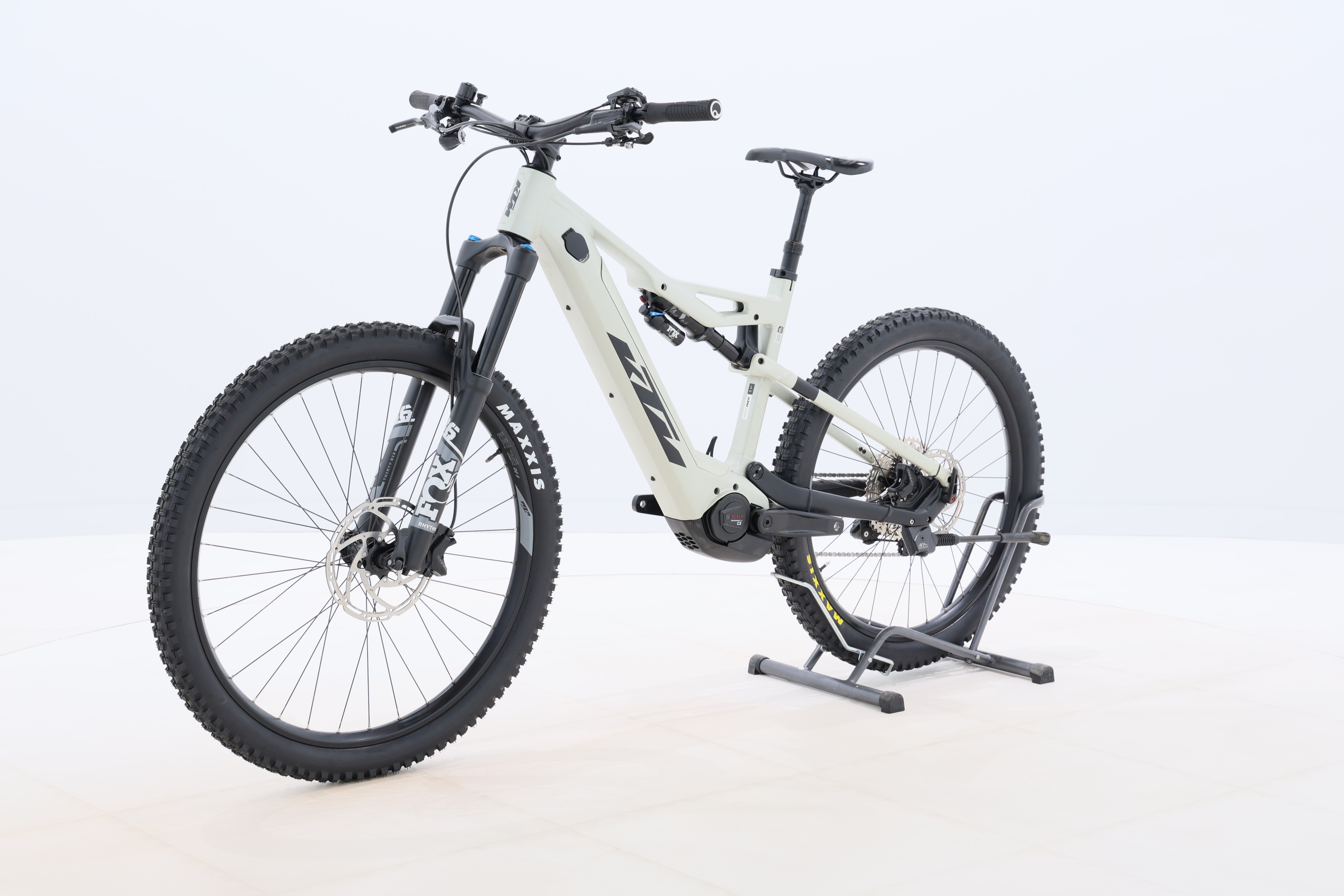 f4ee20b8-73f7-443c-8beb-c61e2e7abfba