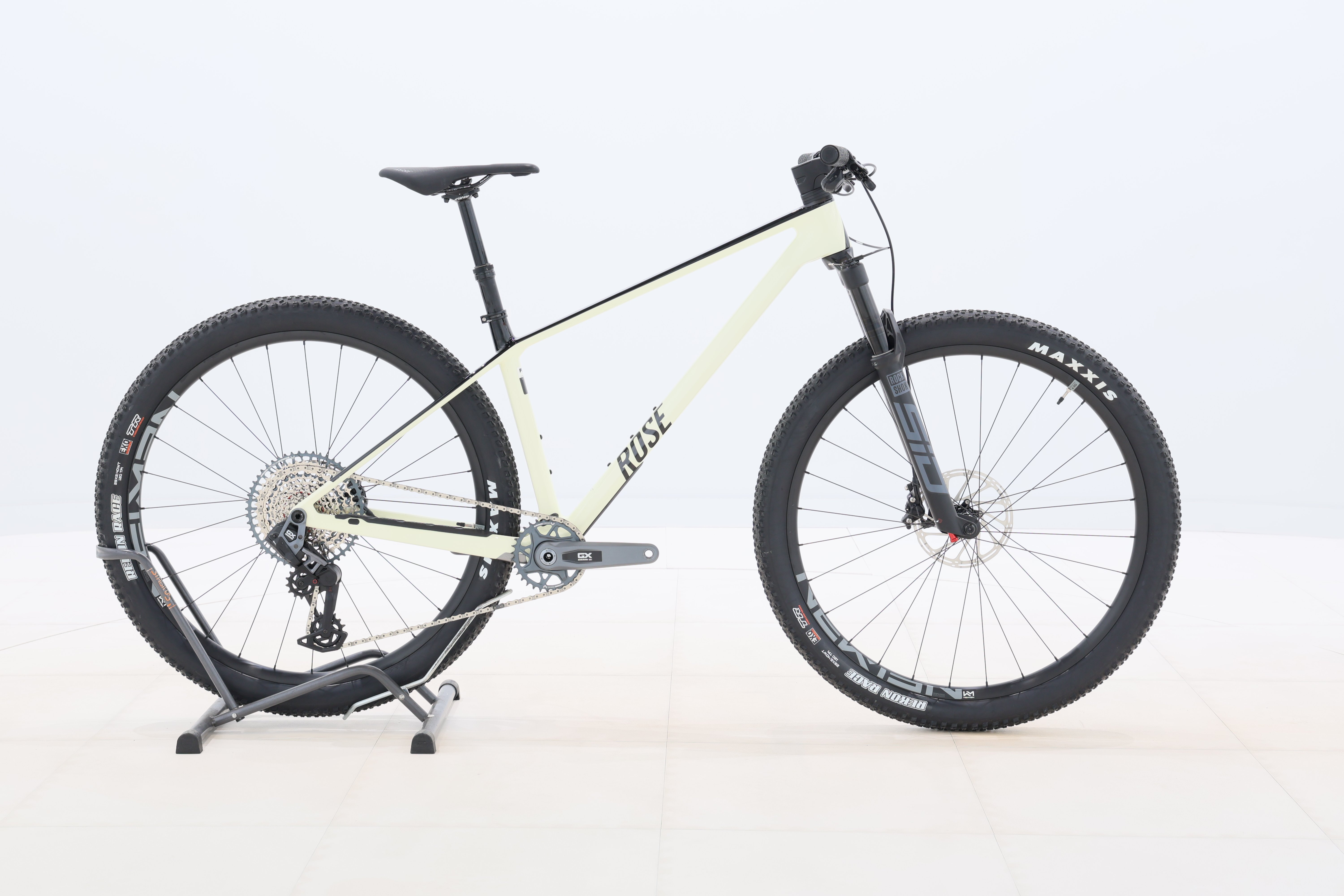 d773fc23-9e87-4ee2-8c2e-f453ee59c3d4