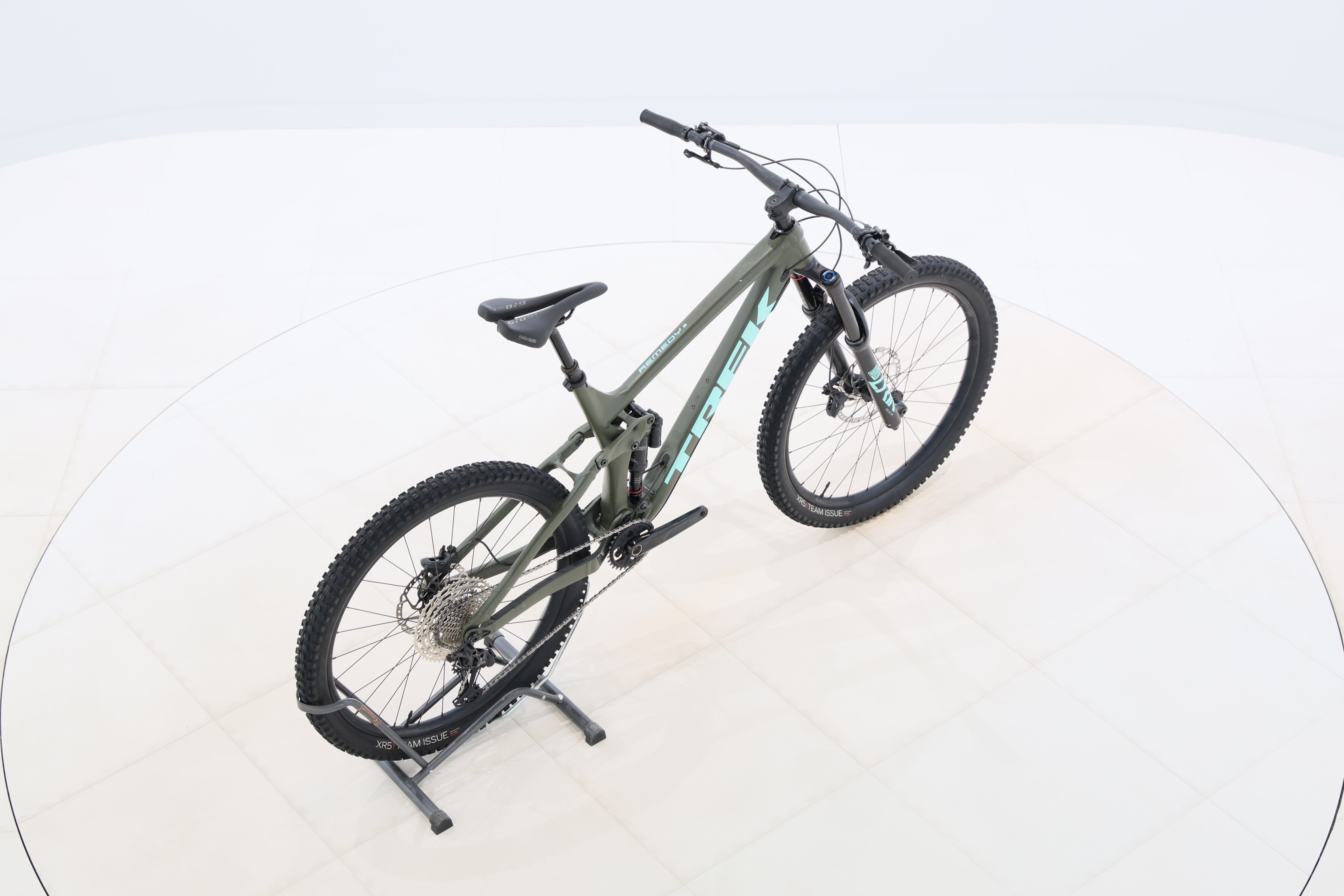 30a1a24b-e463-4487-a9f2-3c3782bc9d84