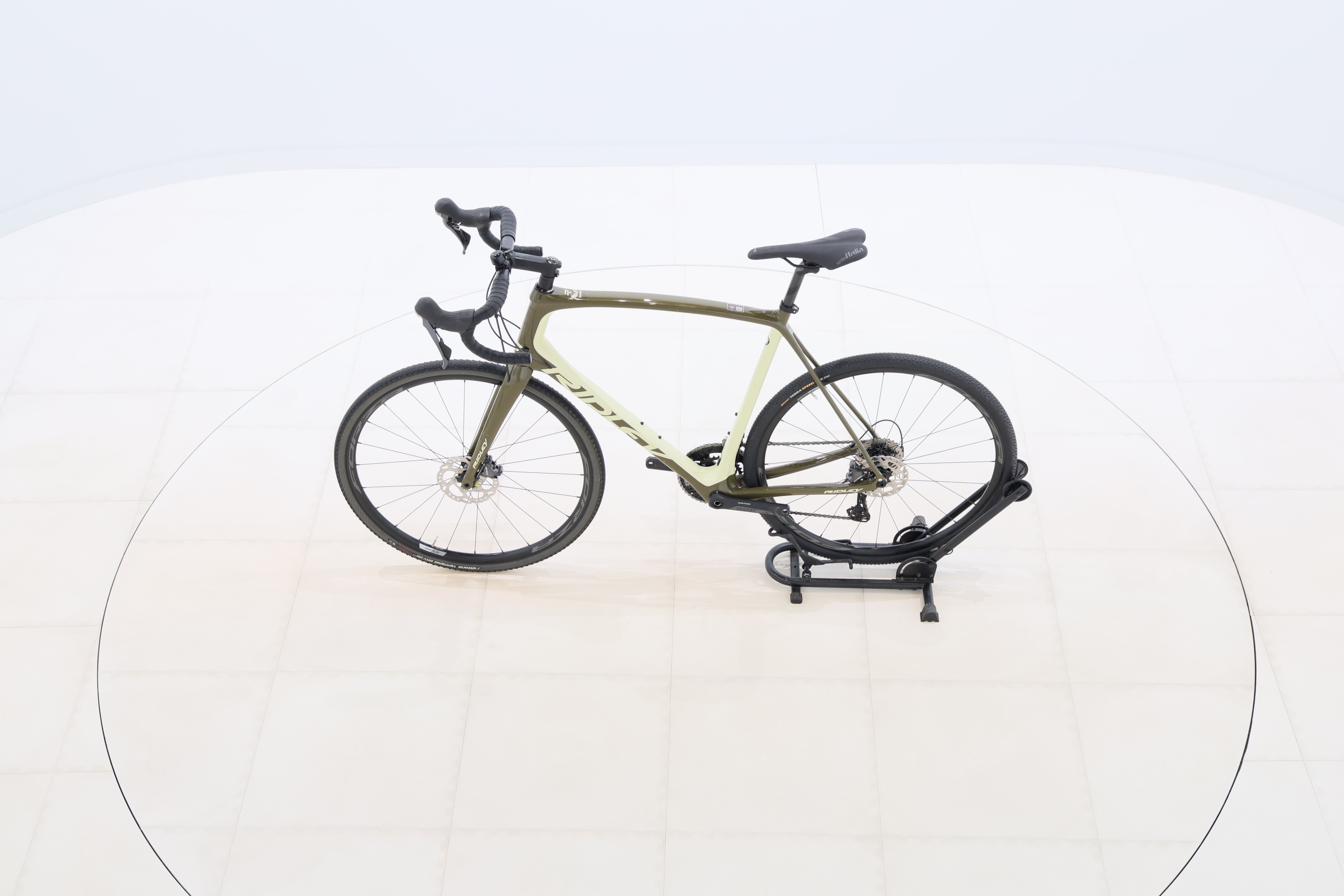 ef1dfa98-44ca-4c84-be19-4a63477d563f