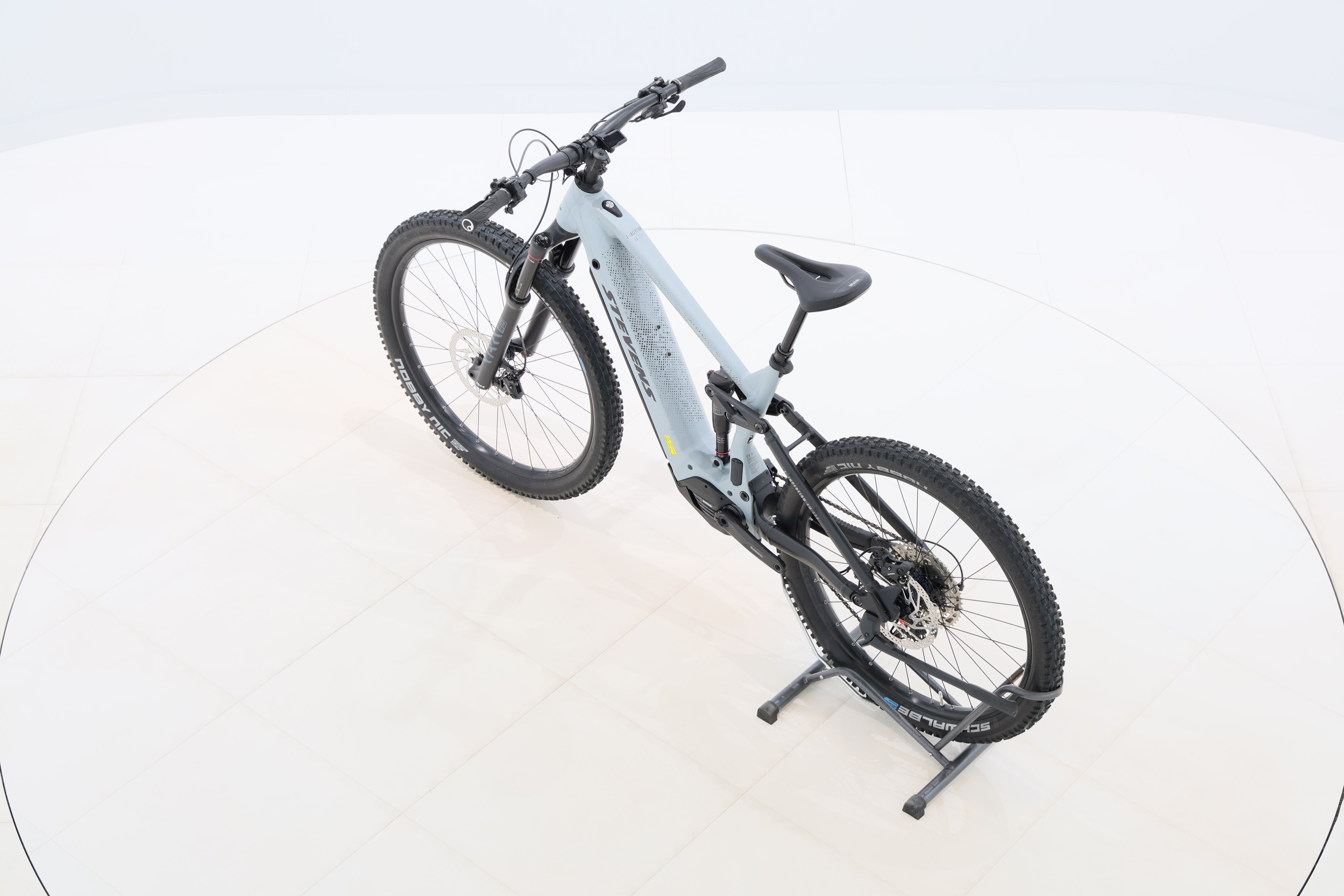 07084575-c108-4c9b-8df8-a72023dc1d1c