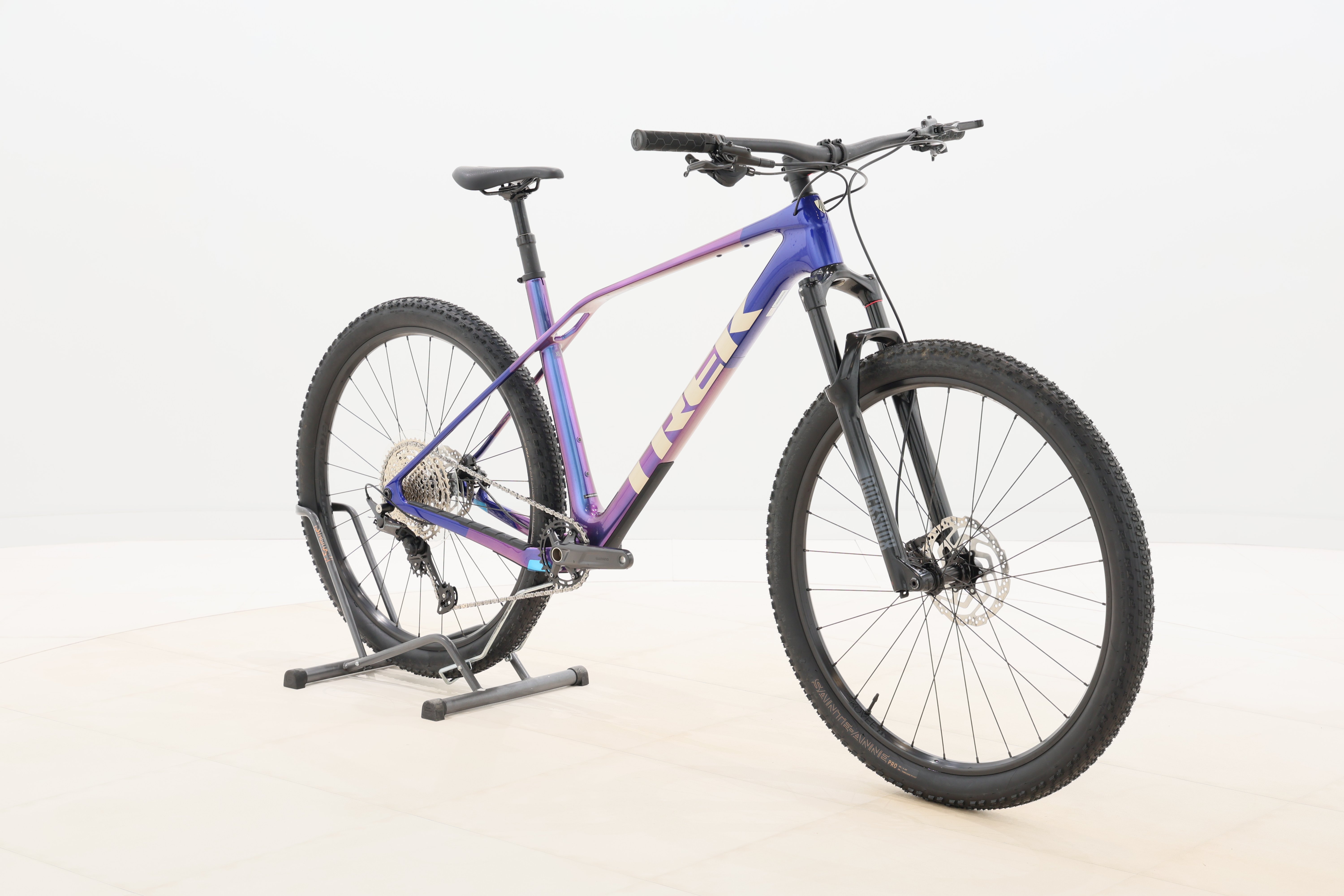 e363a0ec-fdf7-43d5-a3f0-b381a7c113f0