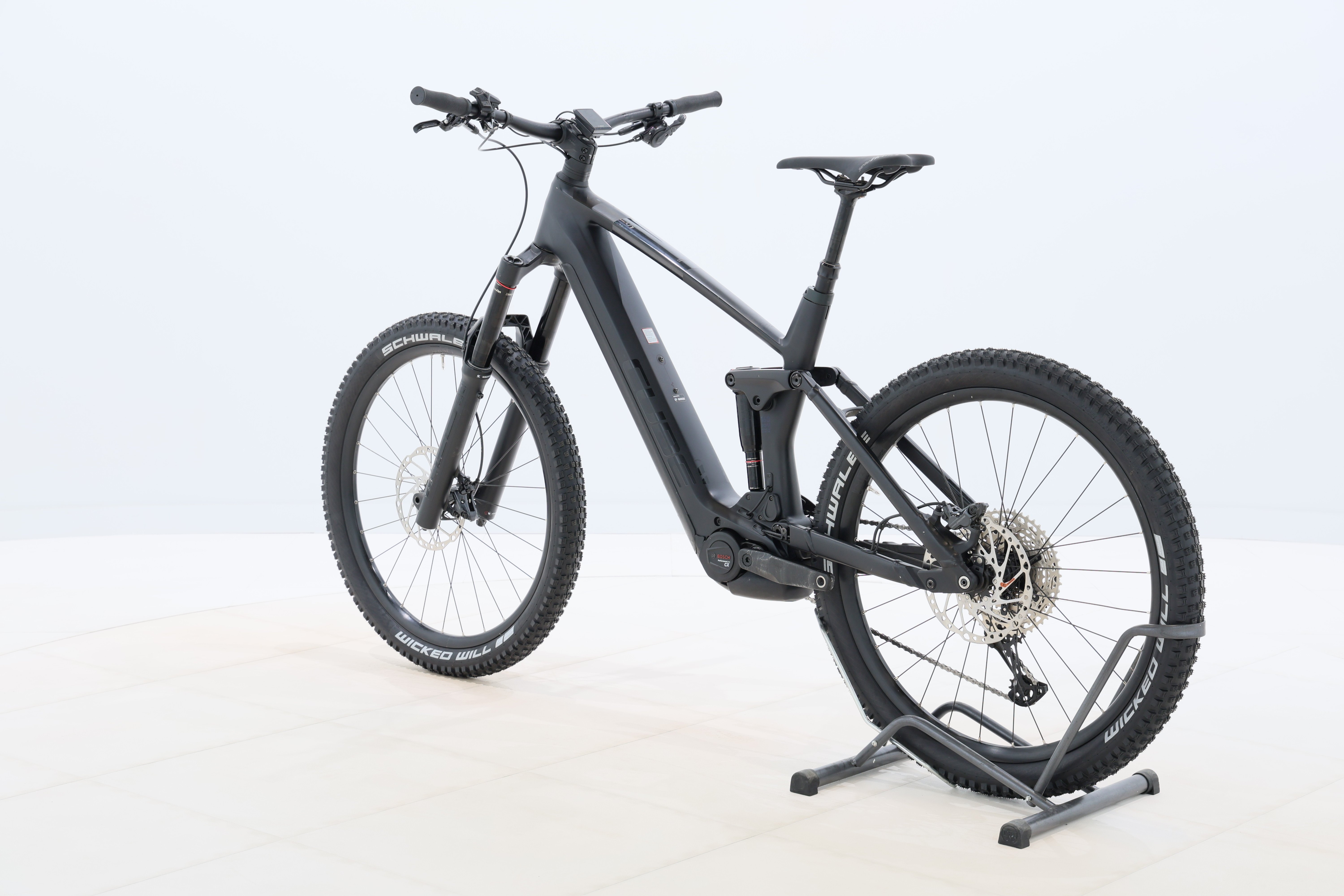 774bb26f-966e-4de9-b101-a44211453653