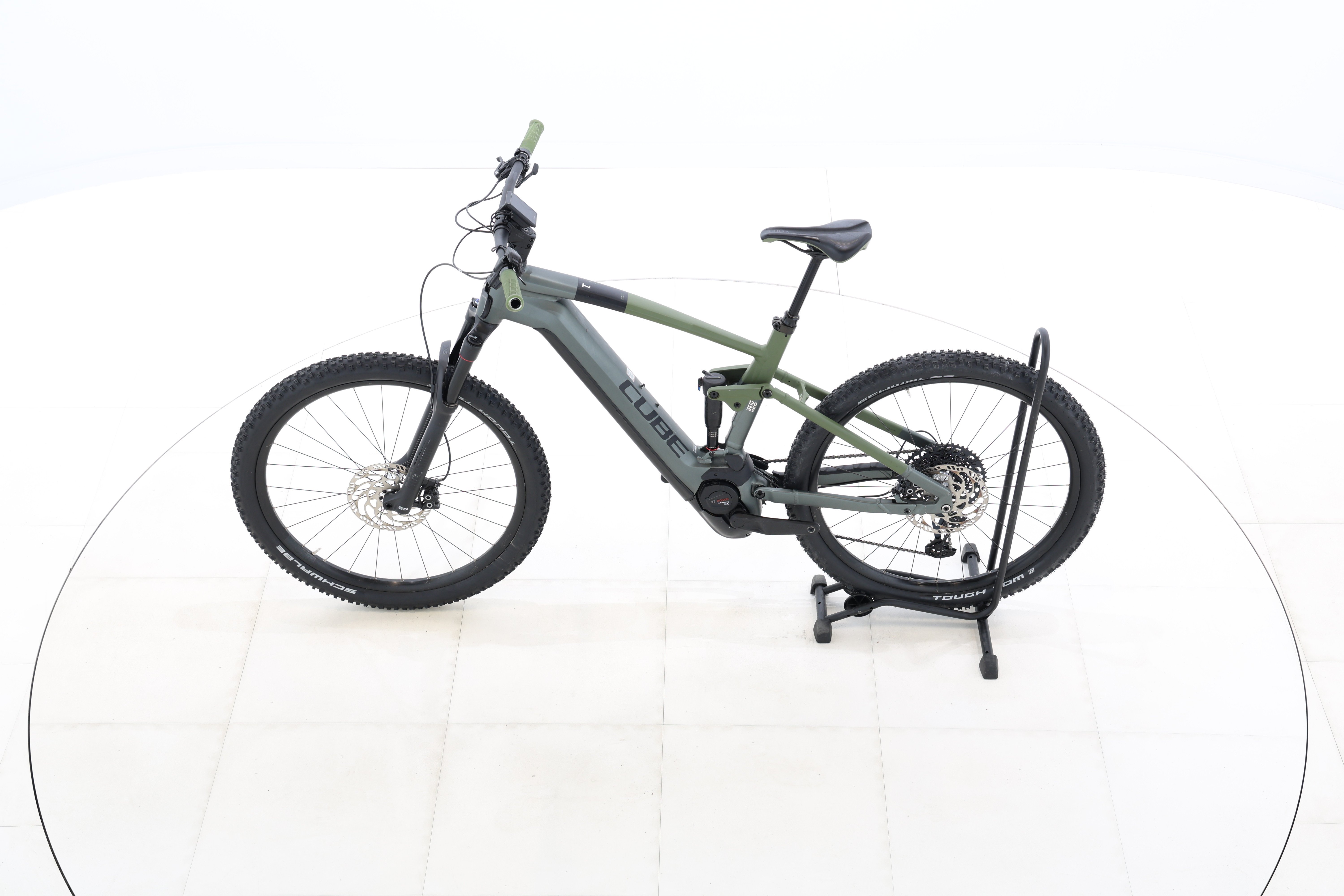 b6c5e3e5-c48b-45b6-bd2f-8748b64382d1