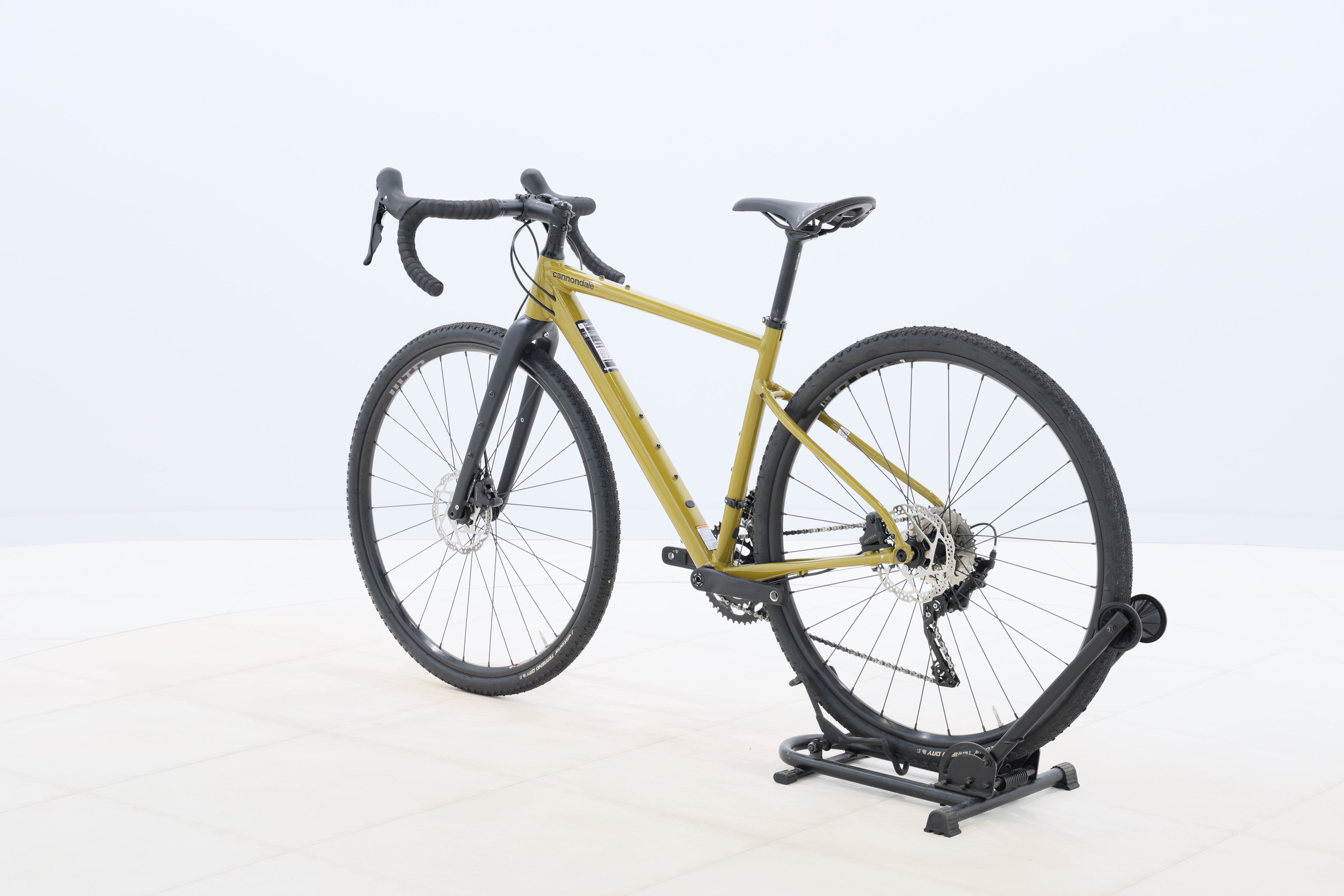 308bc876-b850-4804-9a7d-3573cb4db5f4