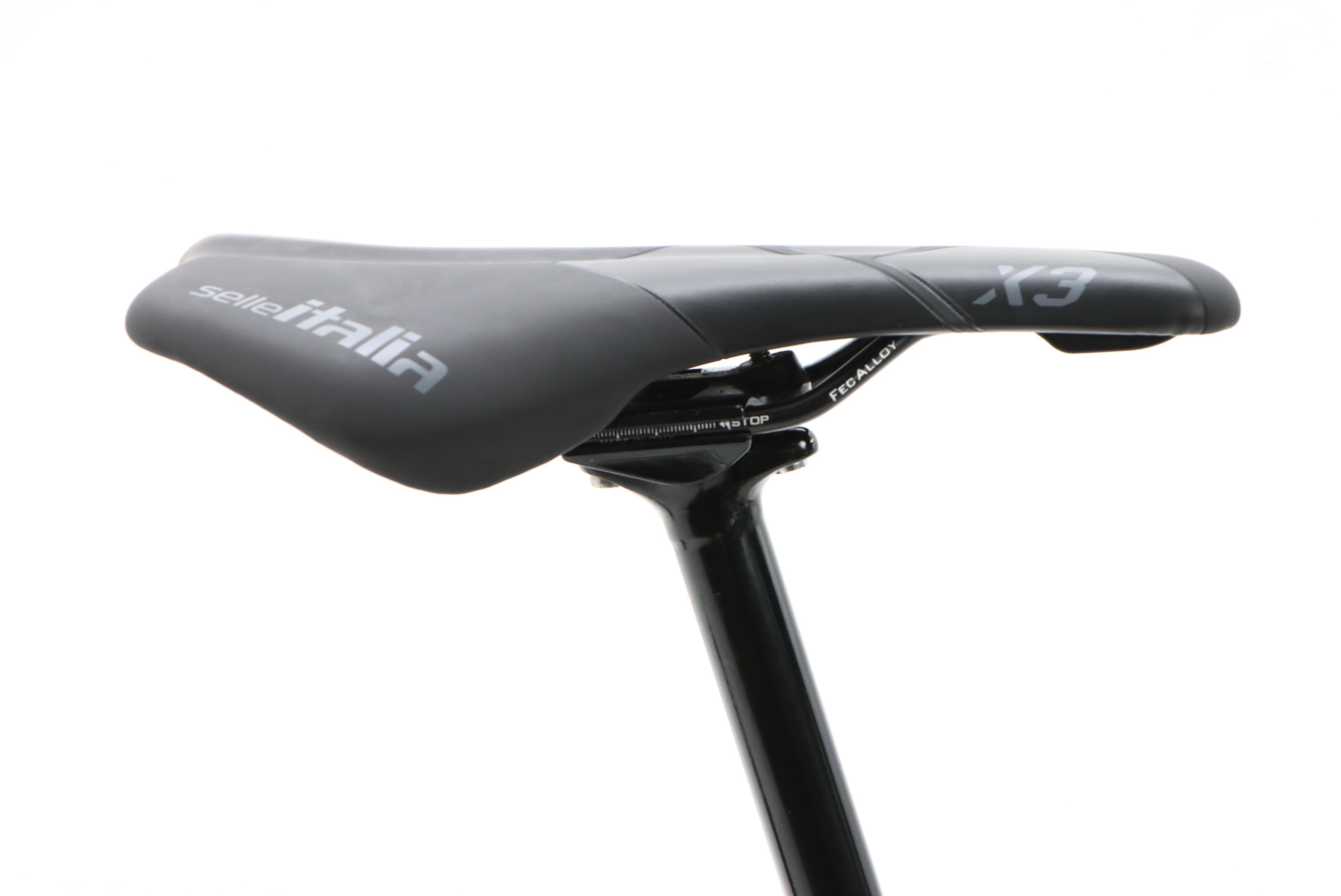 e53ee8df-c41e-46d5-86bf-b33473dc1cb3