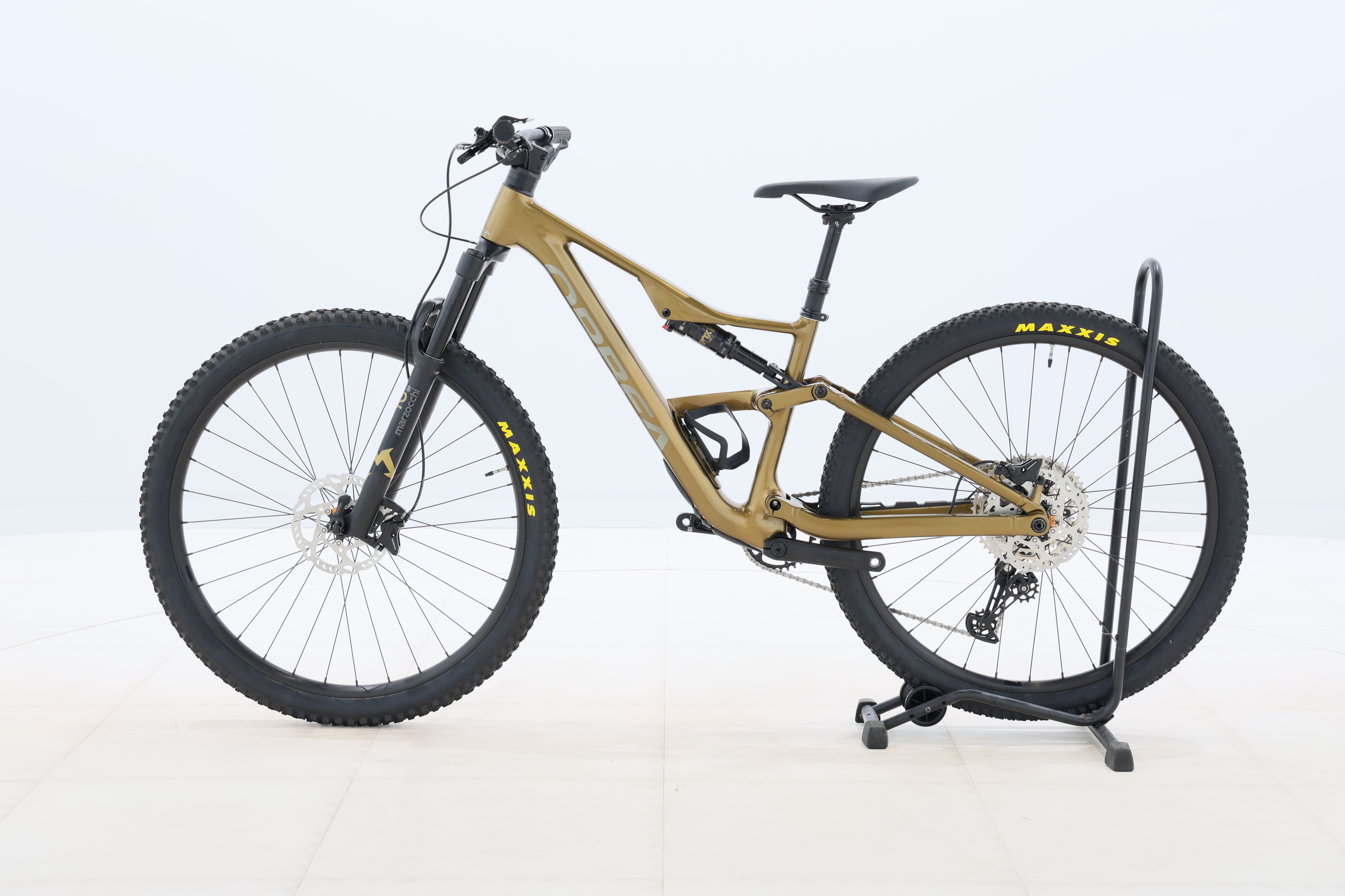 aa6c0520-0ac5-4604-943e-8f1b72d488ee