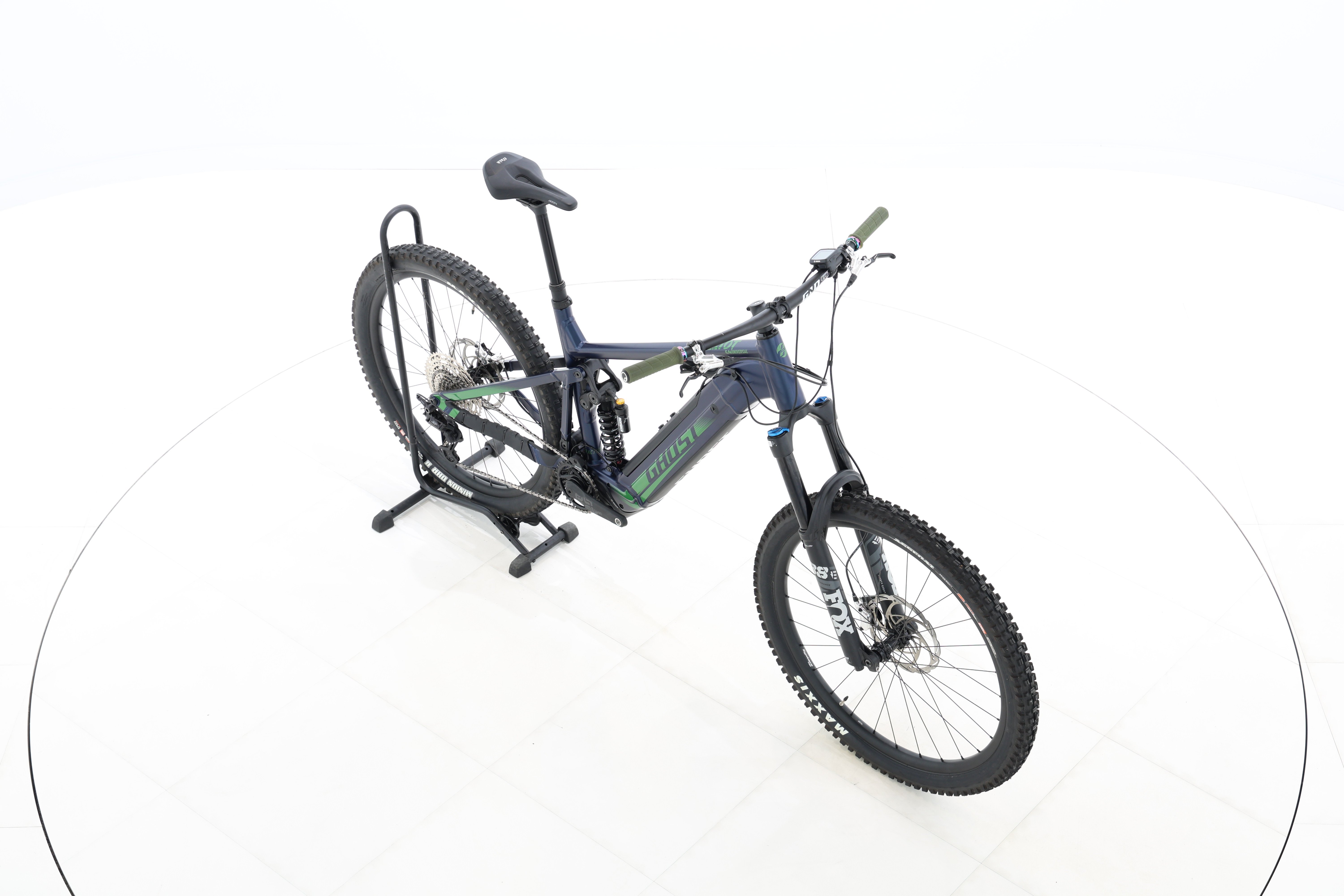 33a6d73f-f693-42a9-9e55-496d9d3b7989