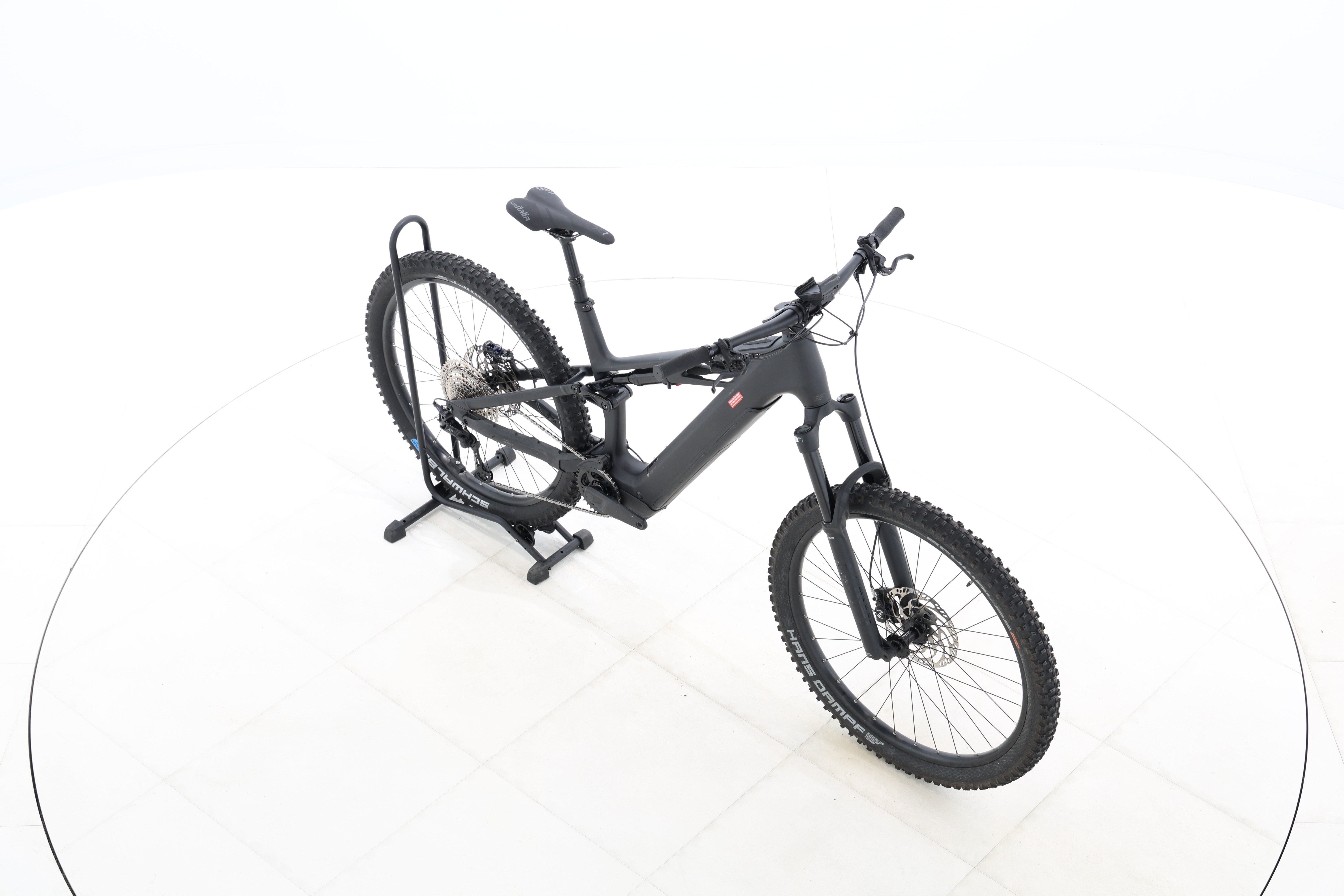 f22adf44-b665-49ff-8bf5-efaac2f2883b