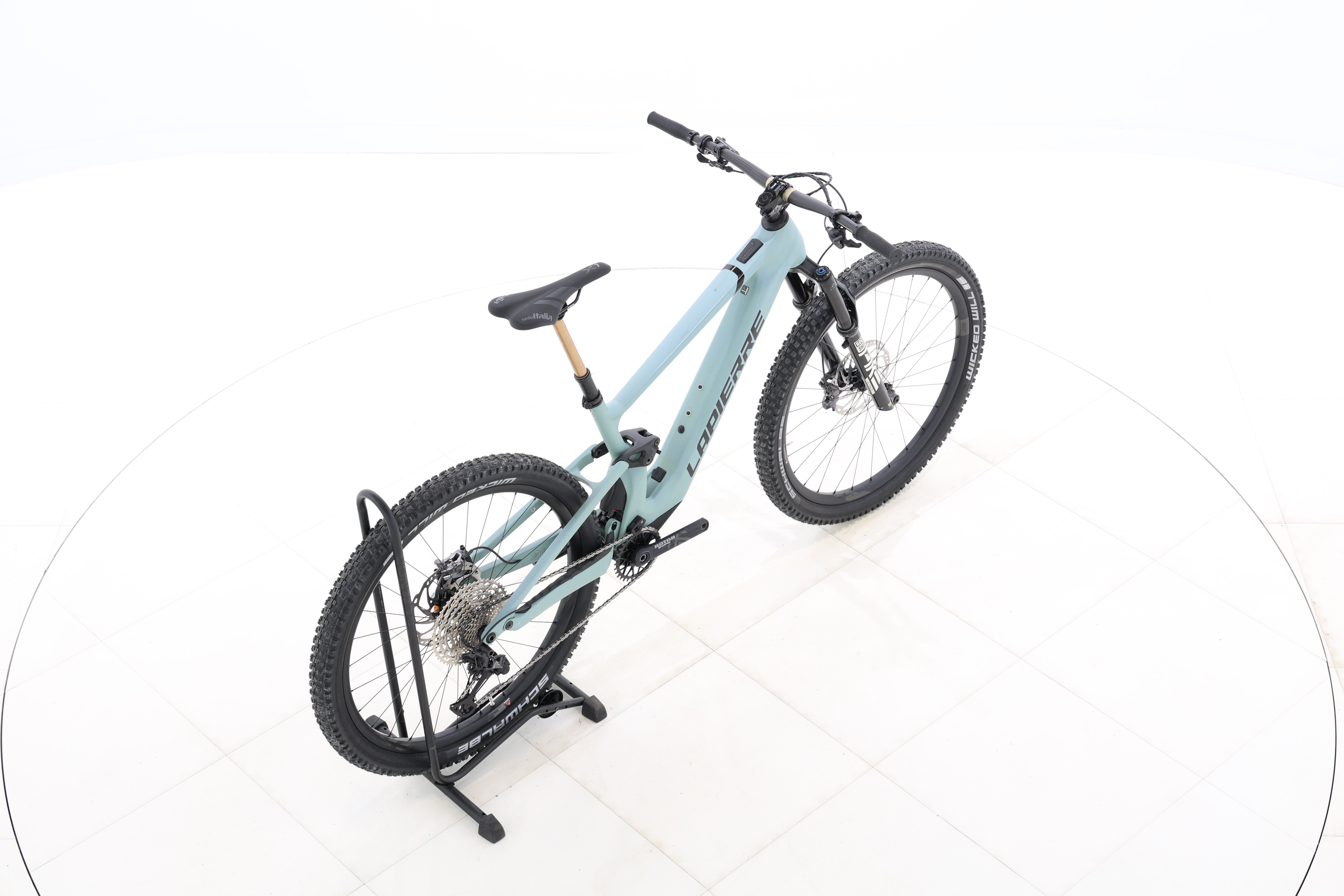 13b4bdca-f6fc-4546-b7a5-621f89642593