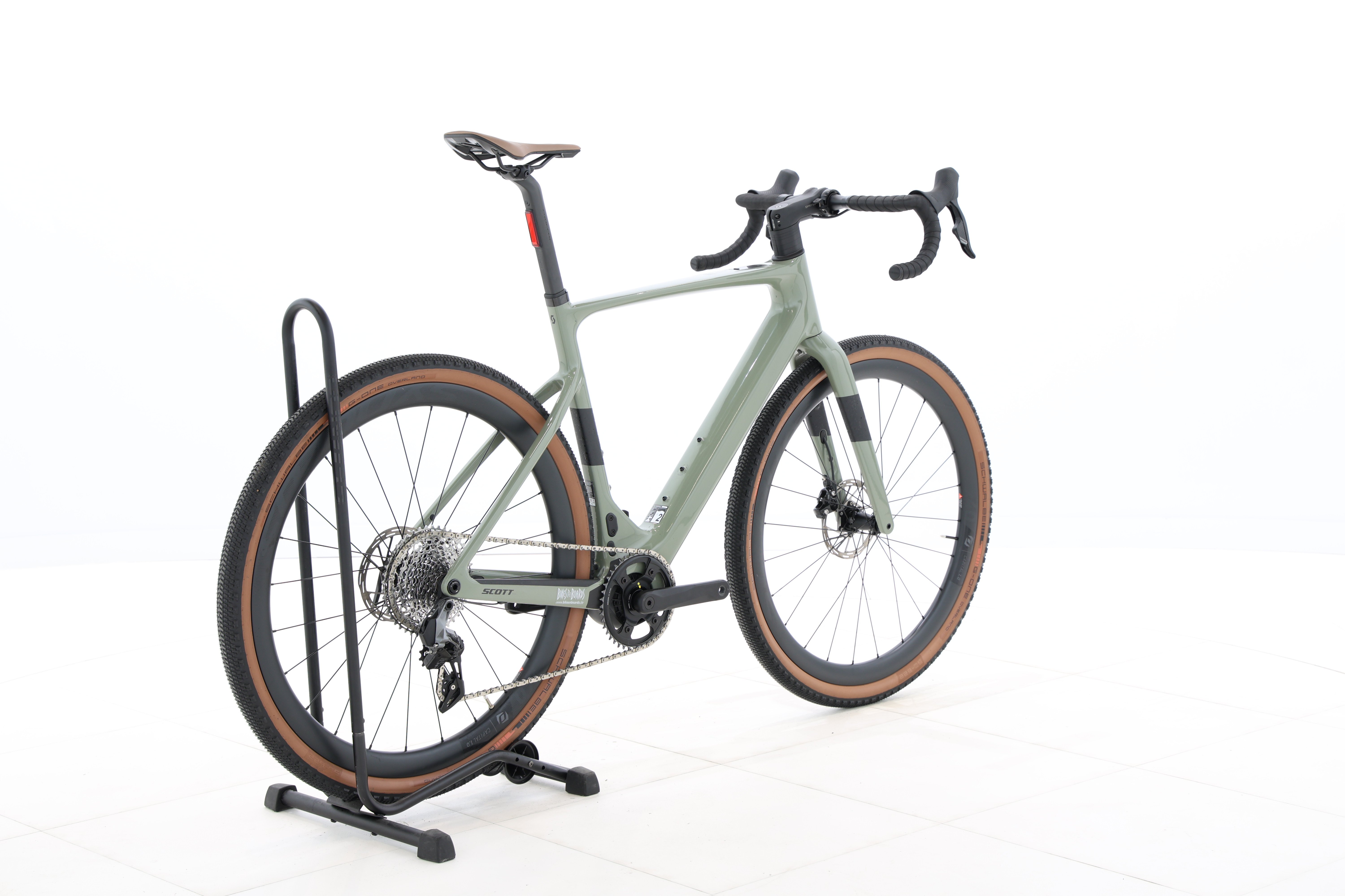 8943d03c-aaba-4760-9359-80004f0cff79