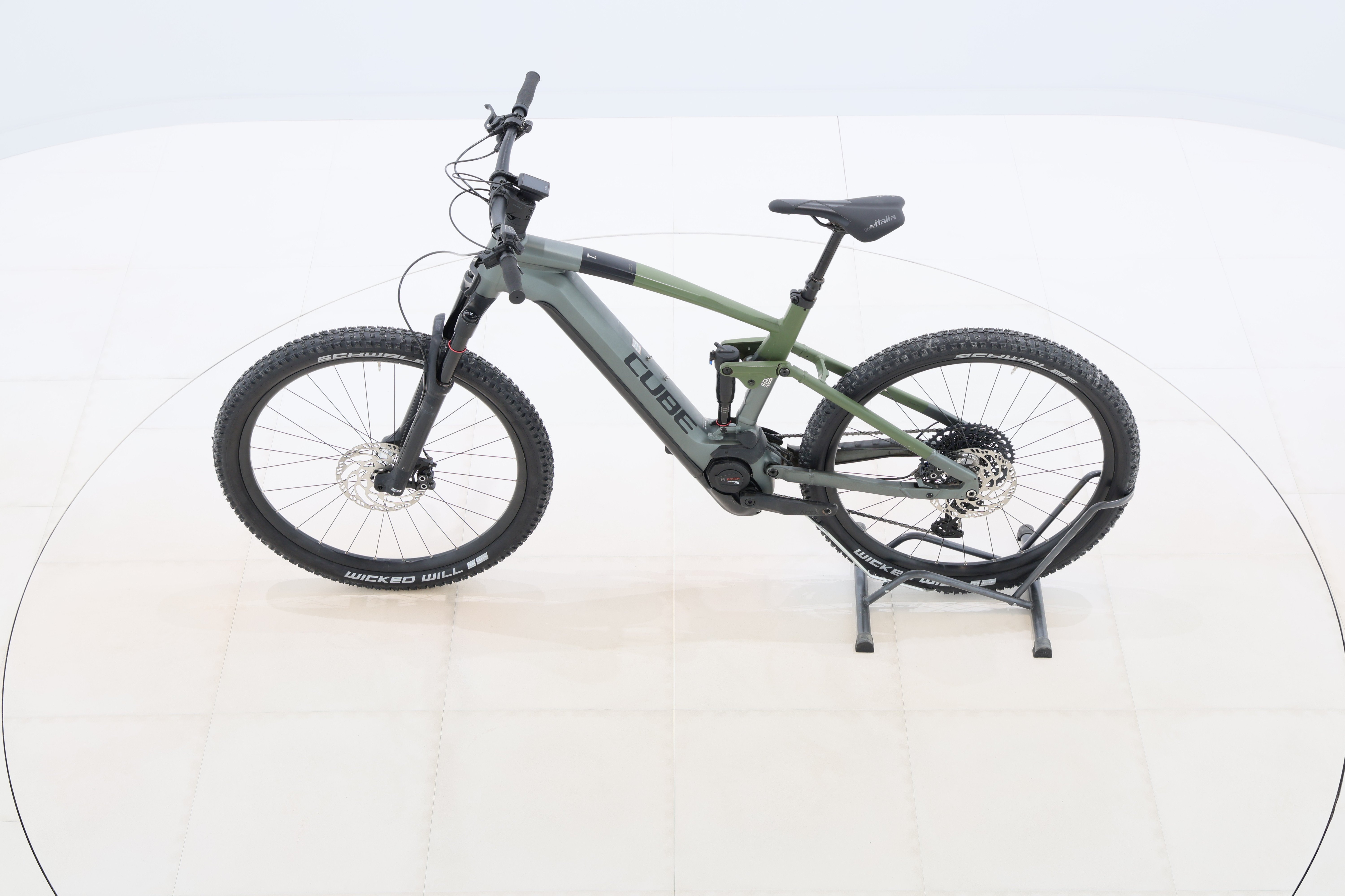 a2ce0853-b32f-4cd3-bb39-5b2aa8022592