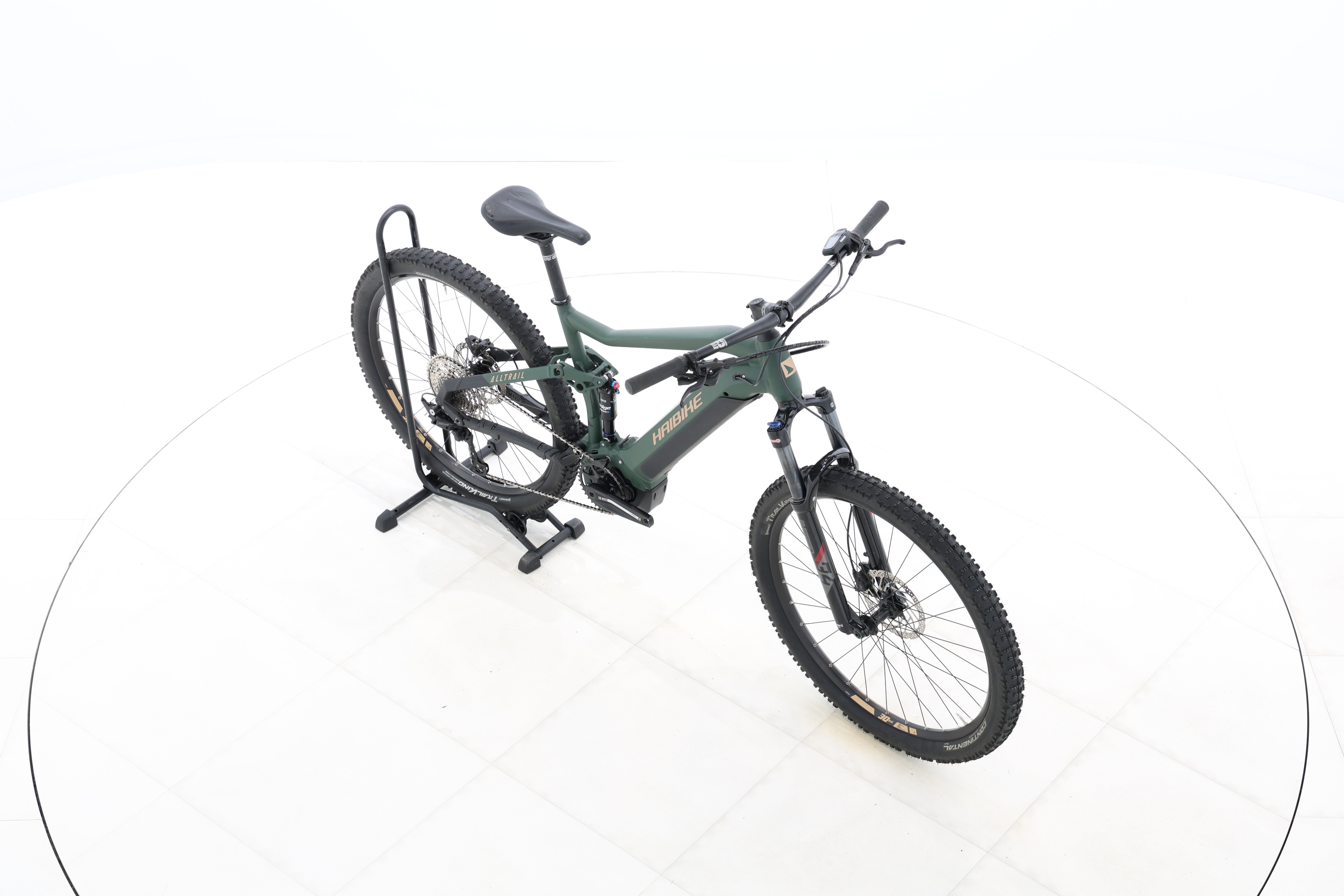 ce8f1398-11b0-454c-bd57-70f4170beabb