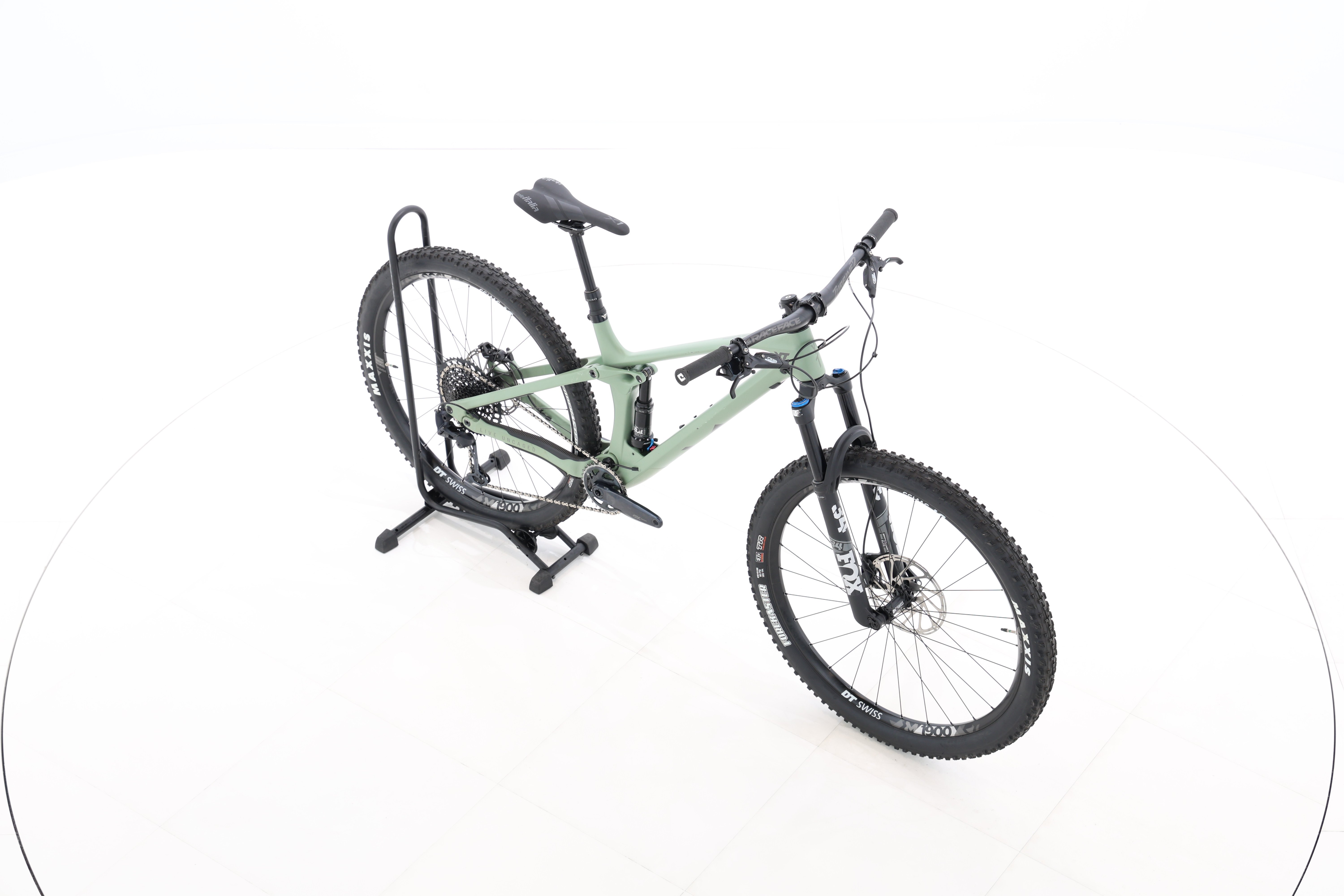 9bc1f594-db0a-46ca-a866-4f4d2f62d64b