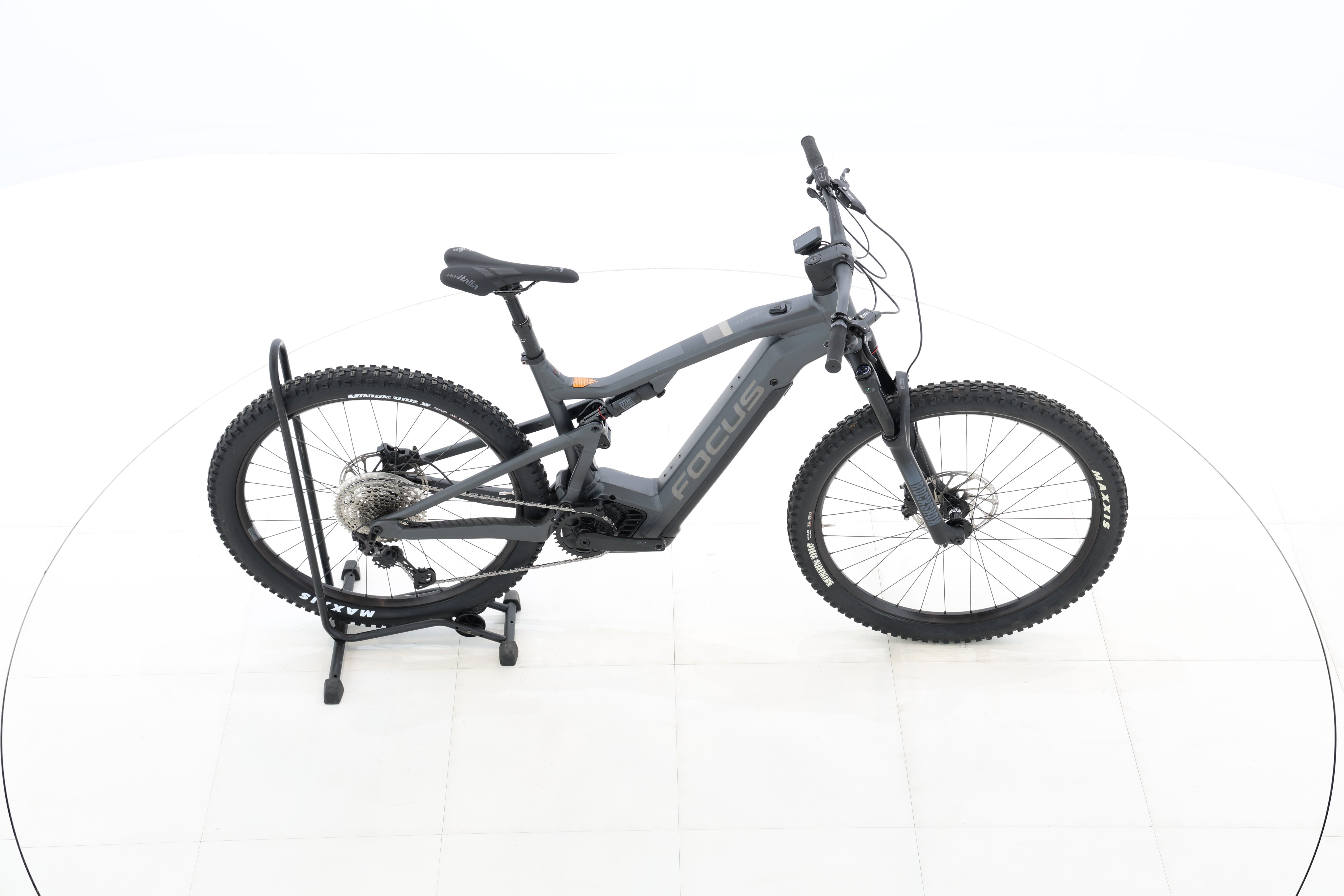 84d9cdd3-f045-4aaf-aabb-e708d56ff699