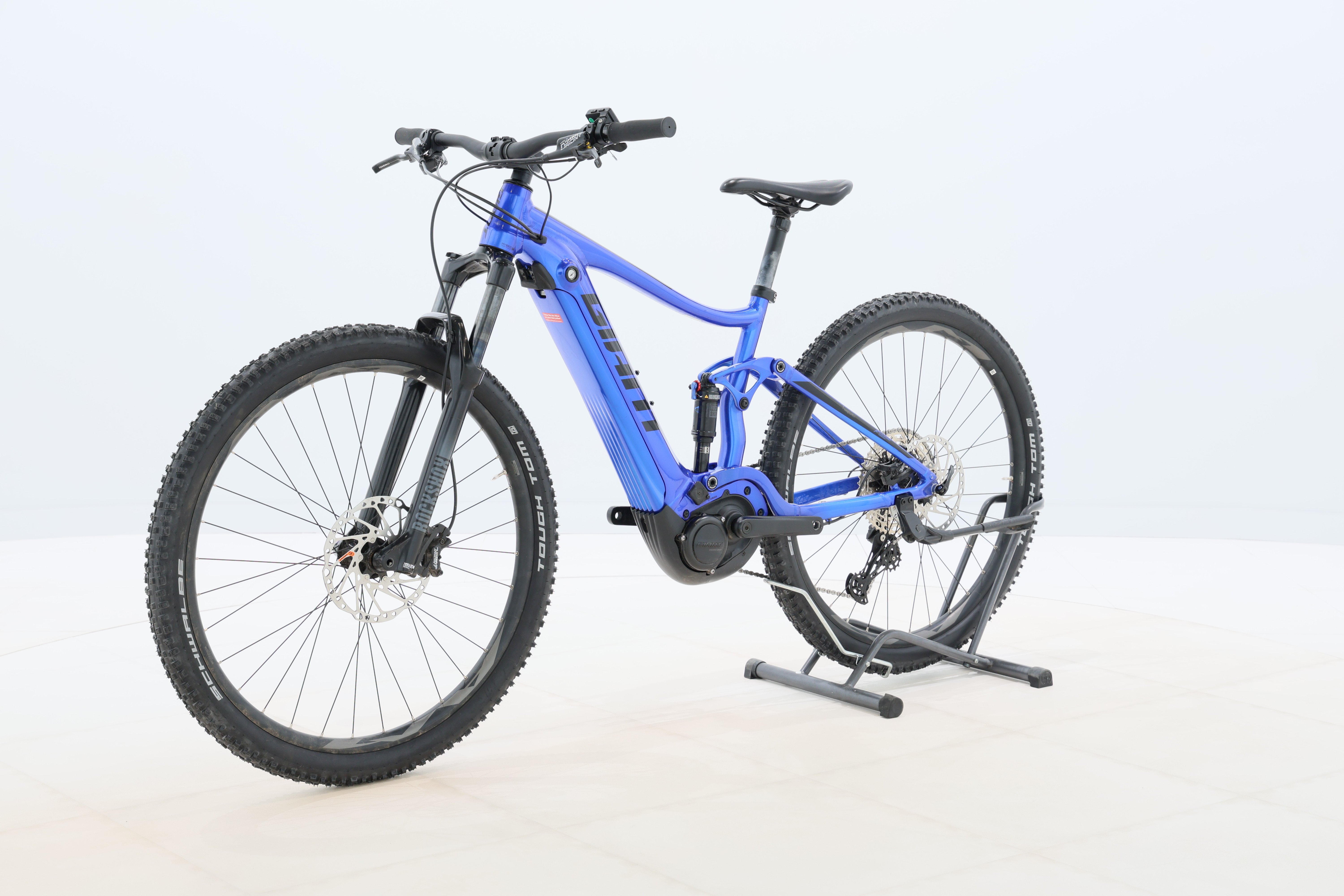 ef8cb6a0-3b32-4514-830d-e54bc514c323