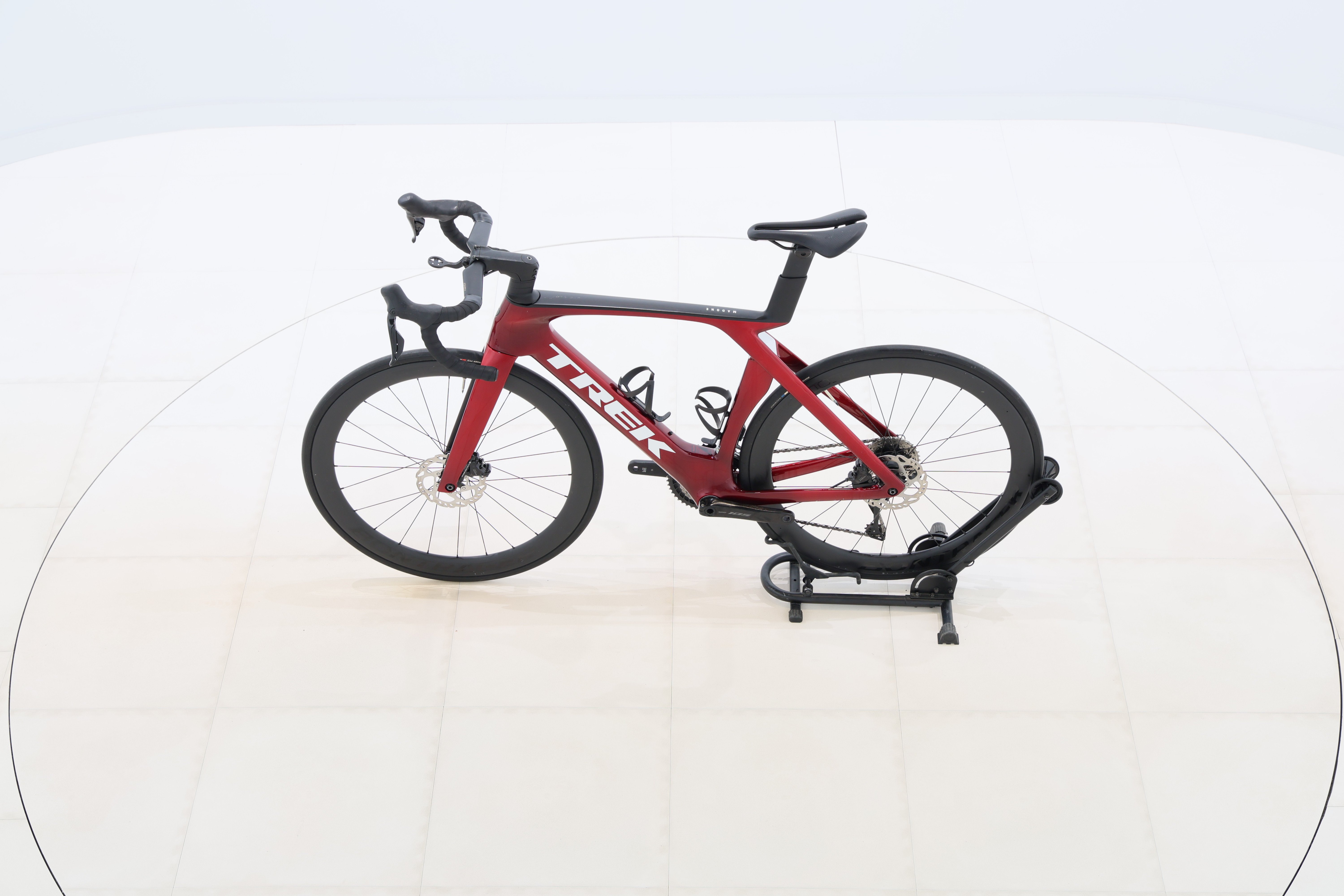 f4379a4e-122e-4103-86a5-8c3d6eeef229