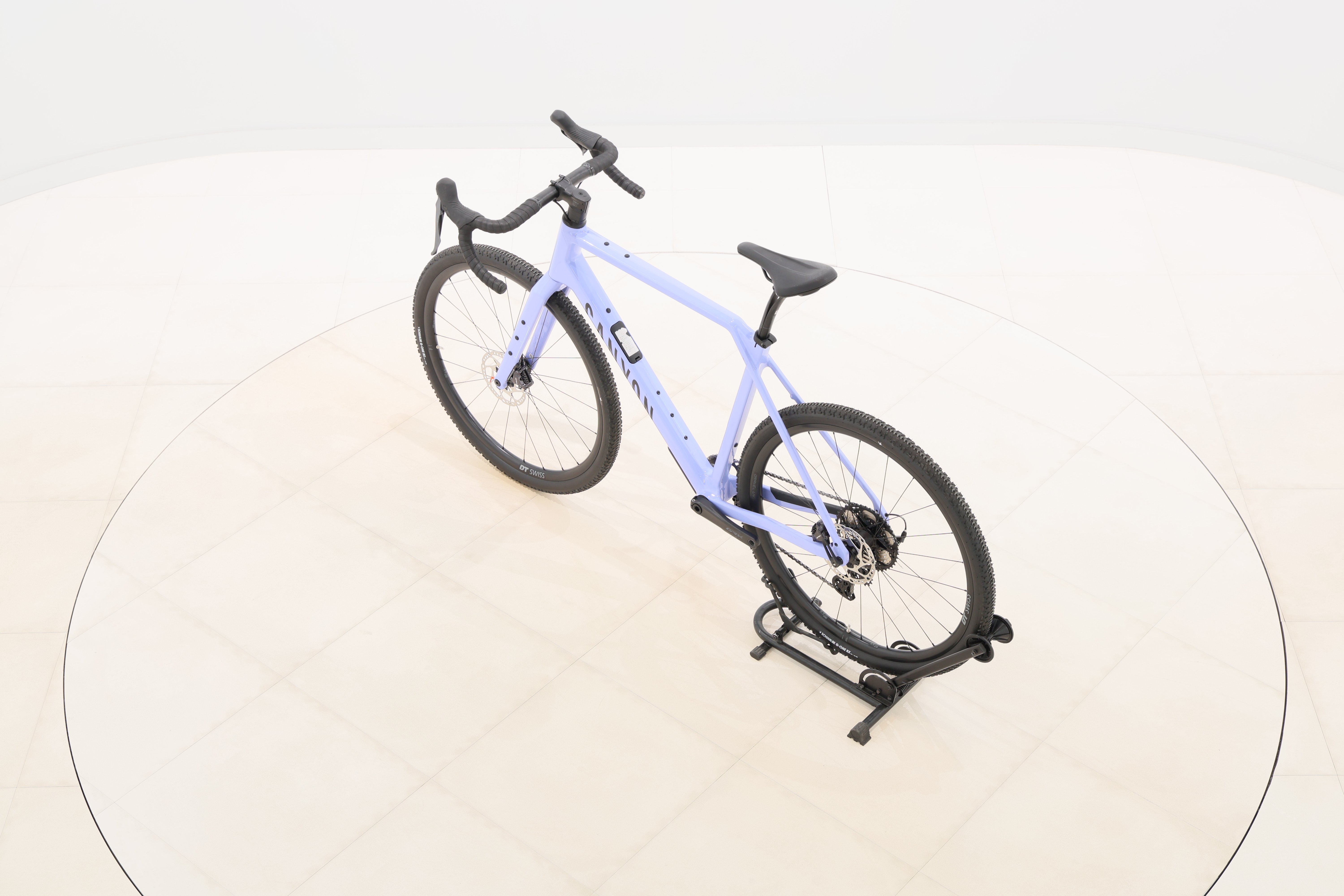 27c4207a-b10f-47ea-9d92-3a9ff9f3978b