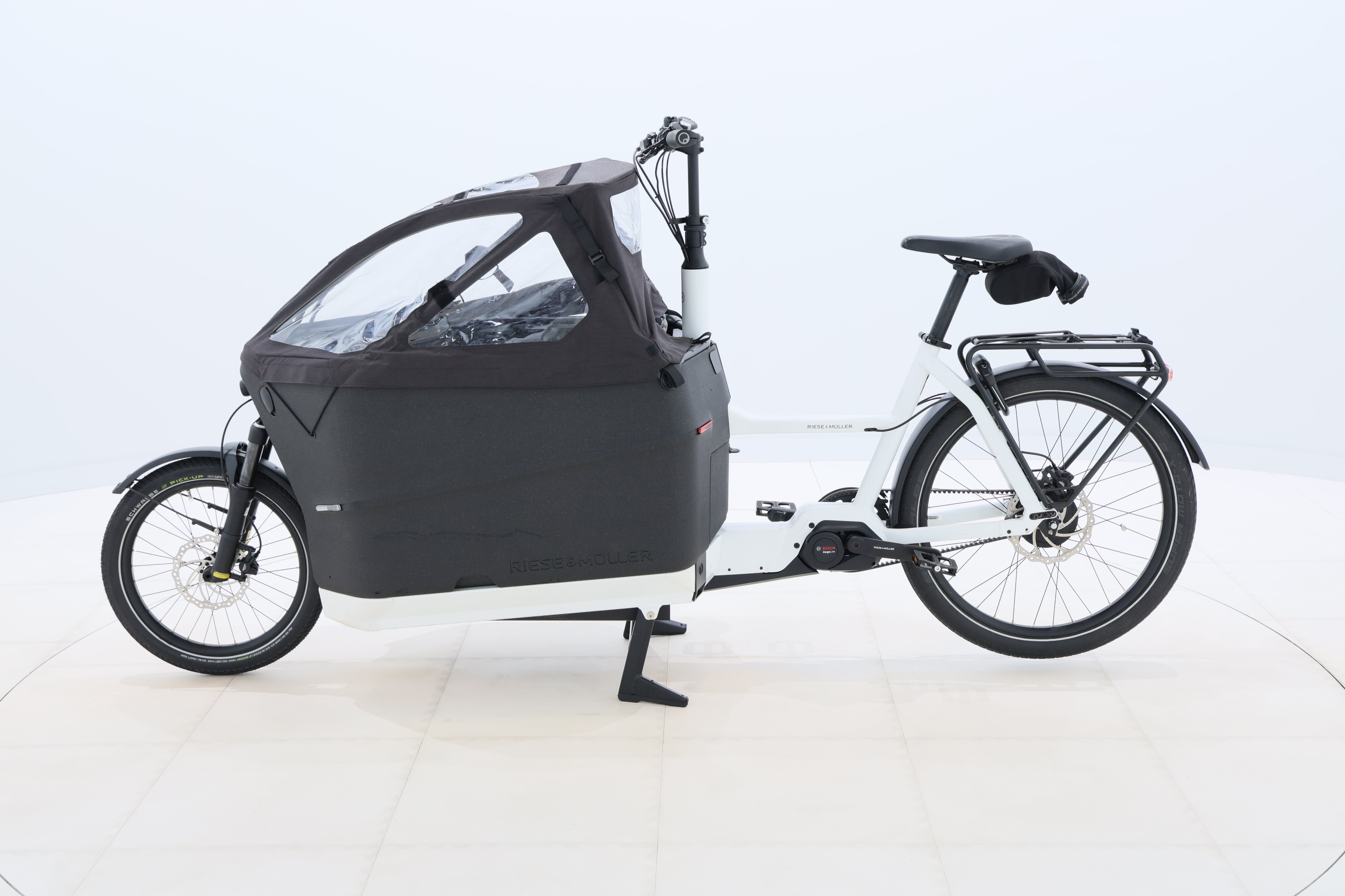 aa6b3eb7-946f-44c5-b27e-3eb8e64e014e