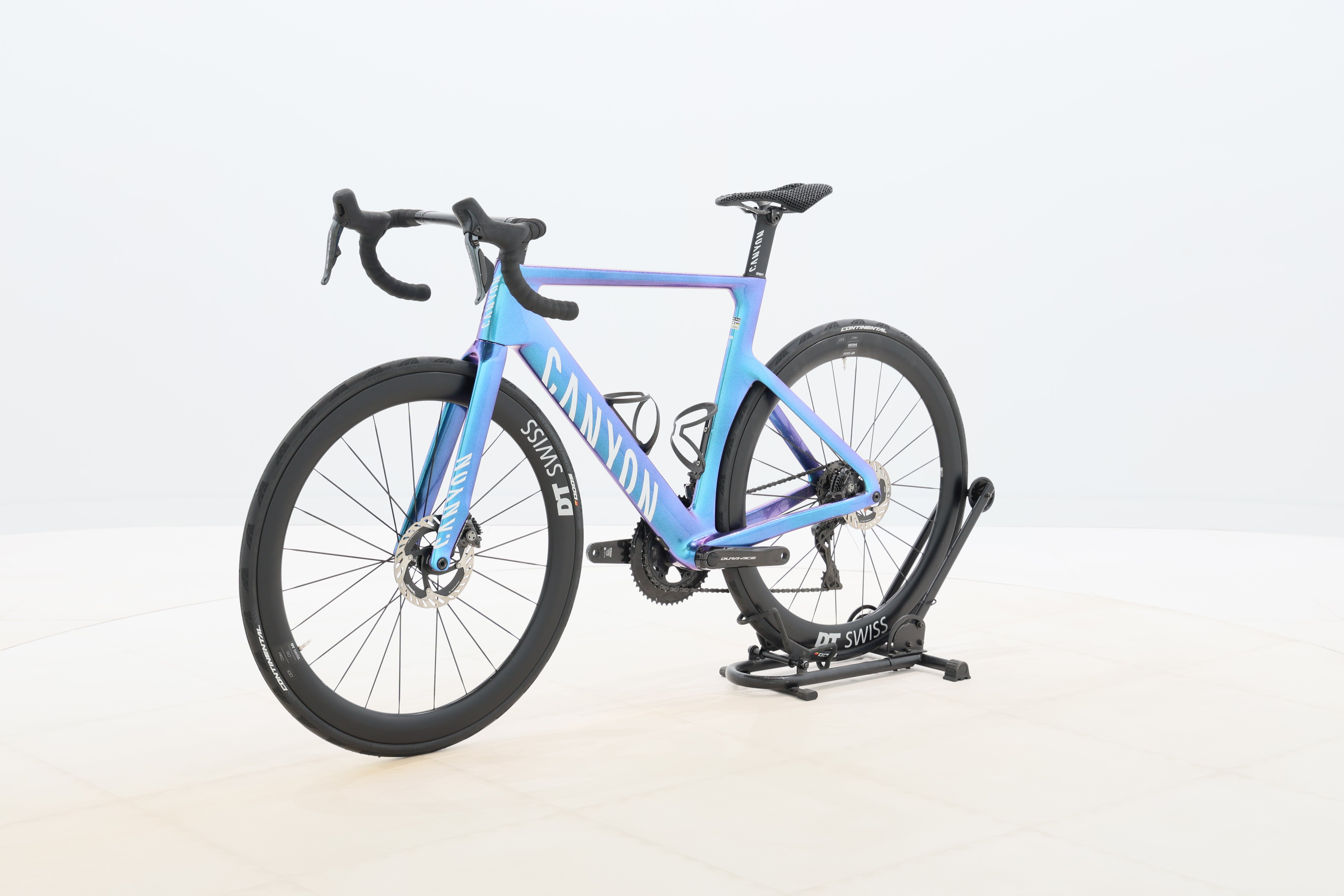 a6b495a5-730a-42e5-80a3-6a01161cd136