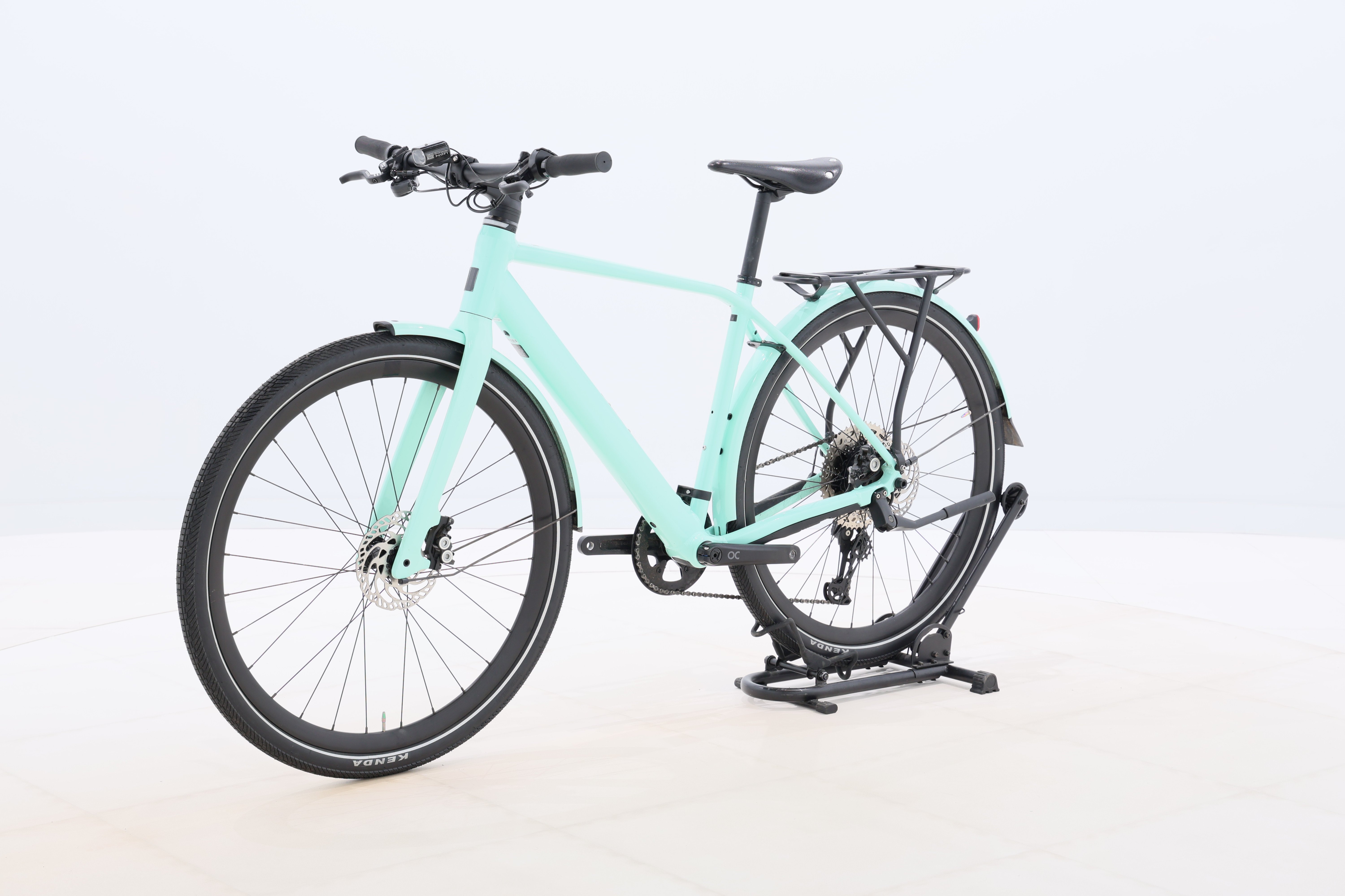 984989d9-327d-4e4f-a8d4-3bec73c50d6a