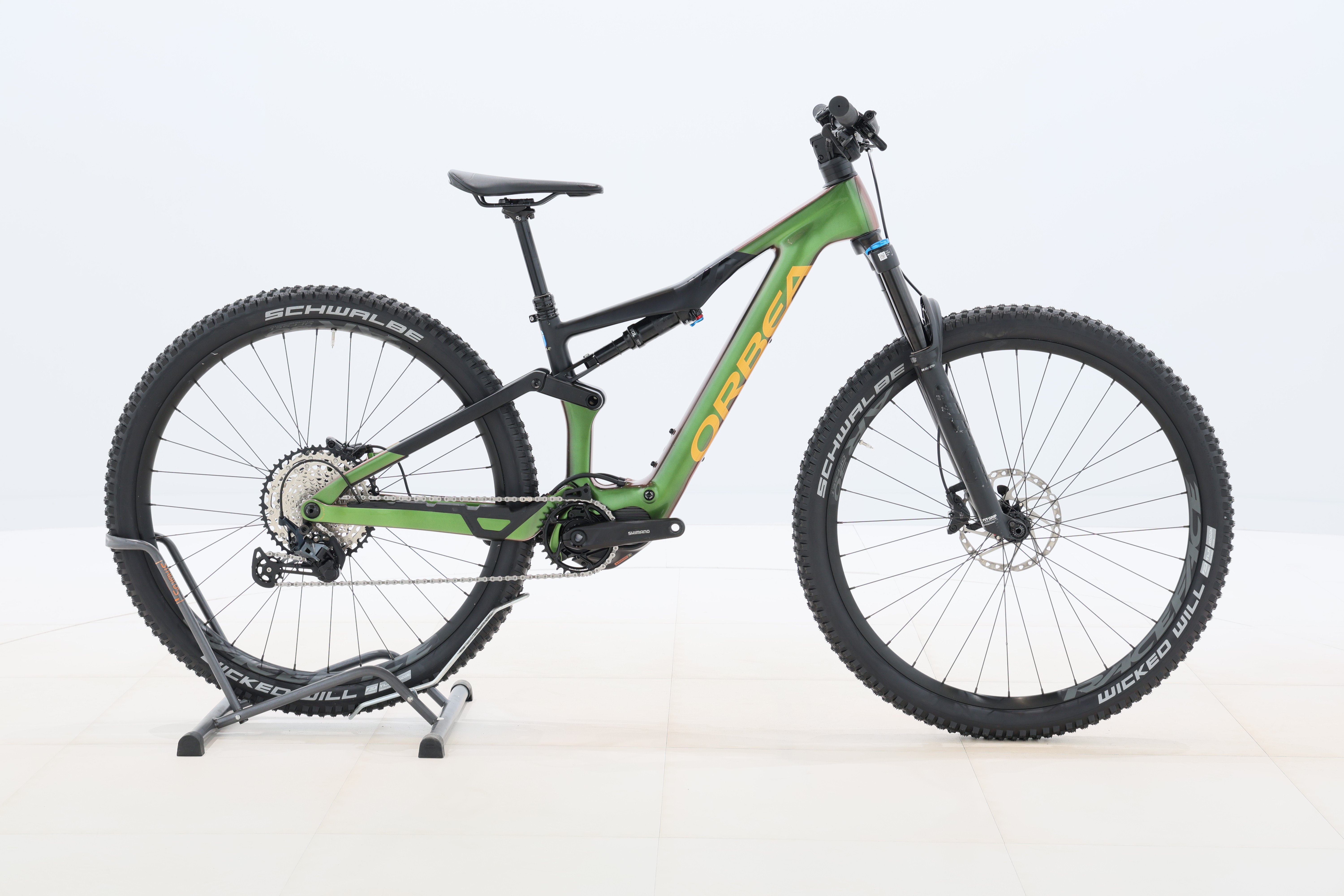 ea49107d-b88f-459a-afcf-95c6ace7b7b7