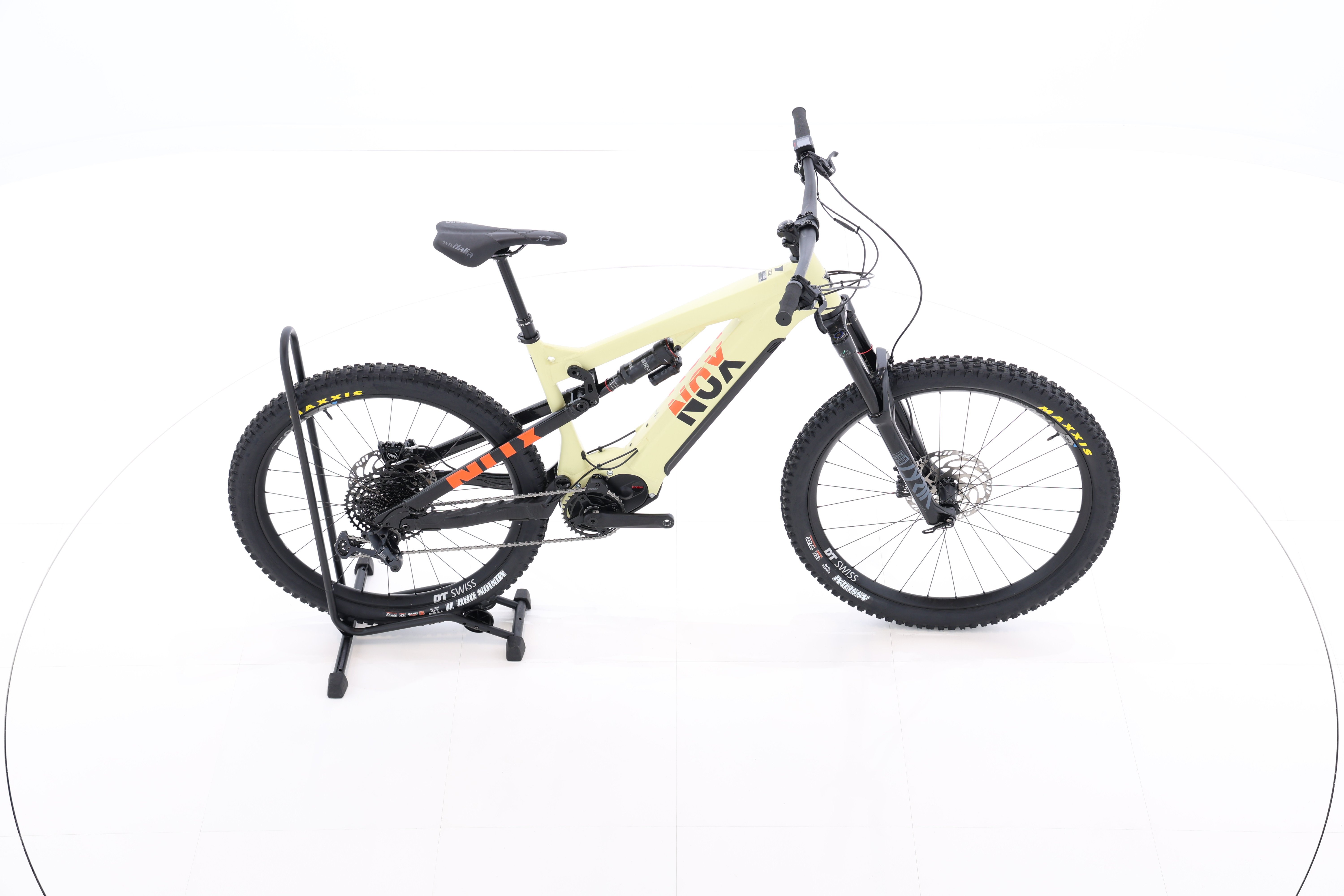 e8e4ac6f-1d26-4ce0-8c66-b8a4fc5b1f5c