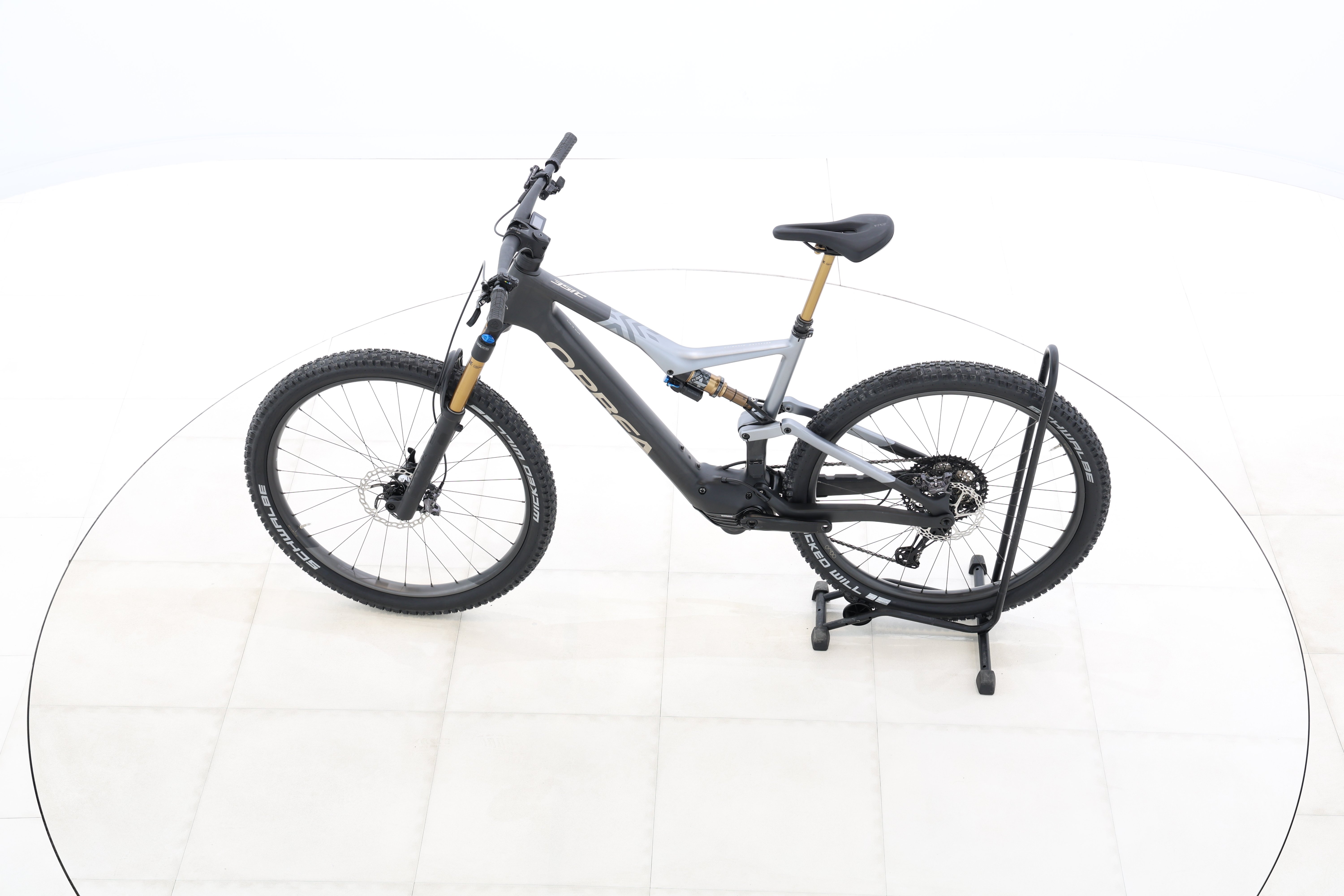 08bc4489-a47e-46c5-912c-c22057d5d841