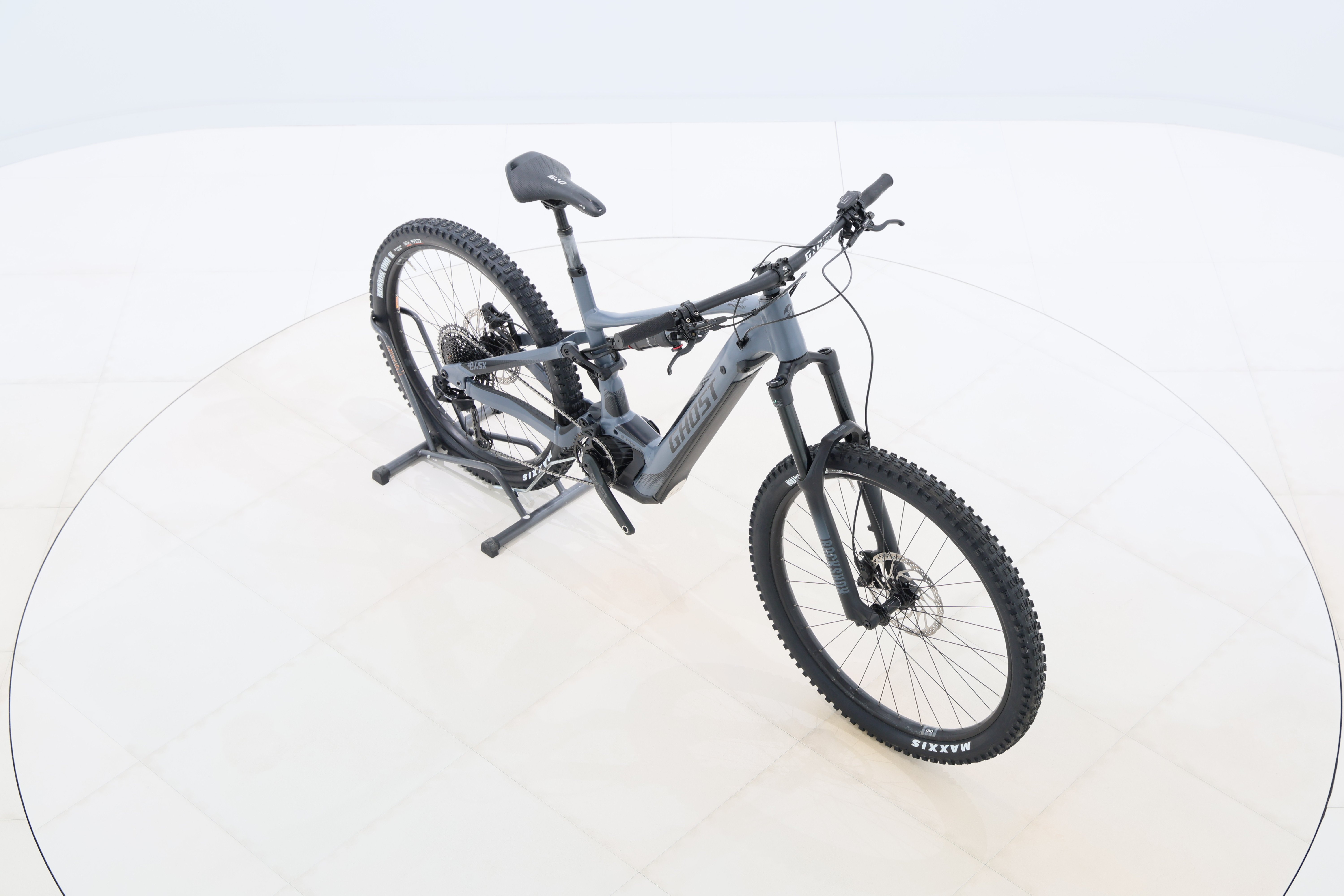 27e77f9f-77f7-4fa8-8fac-e1ccc29009ea