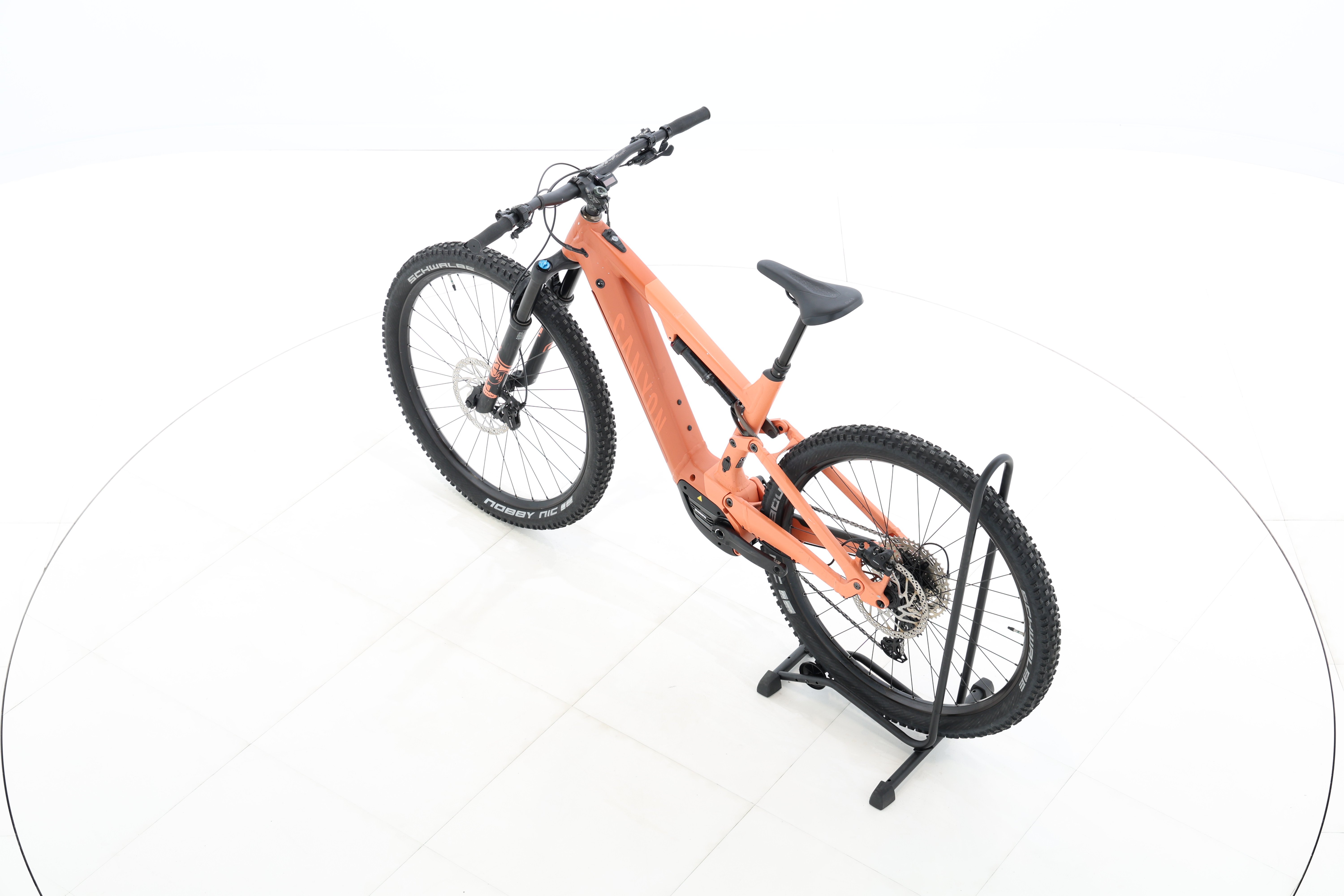 a5d3afca-deca-4e38-9466-086baef0f9f9