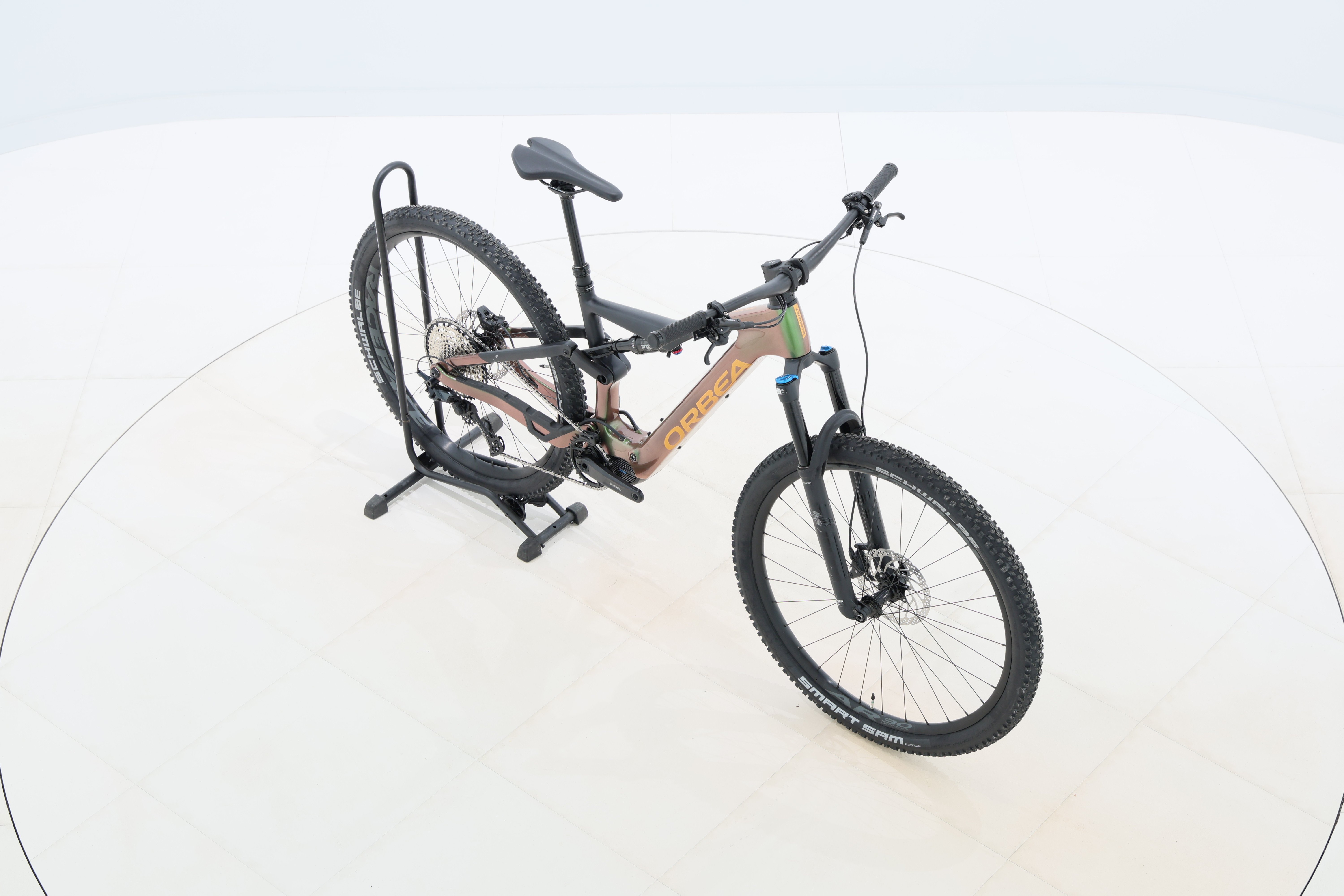 8e6301b0-de9a-4ae0-afc9-591ad698404e