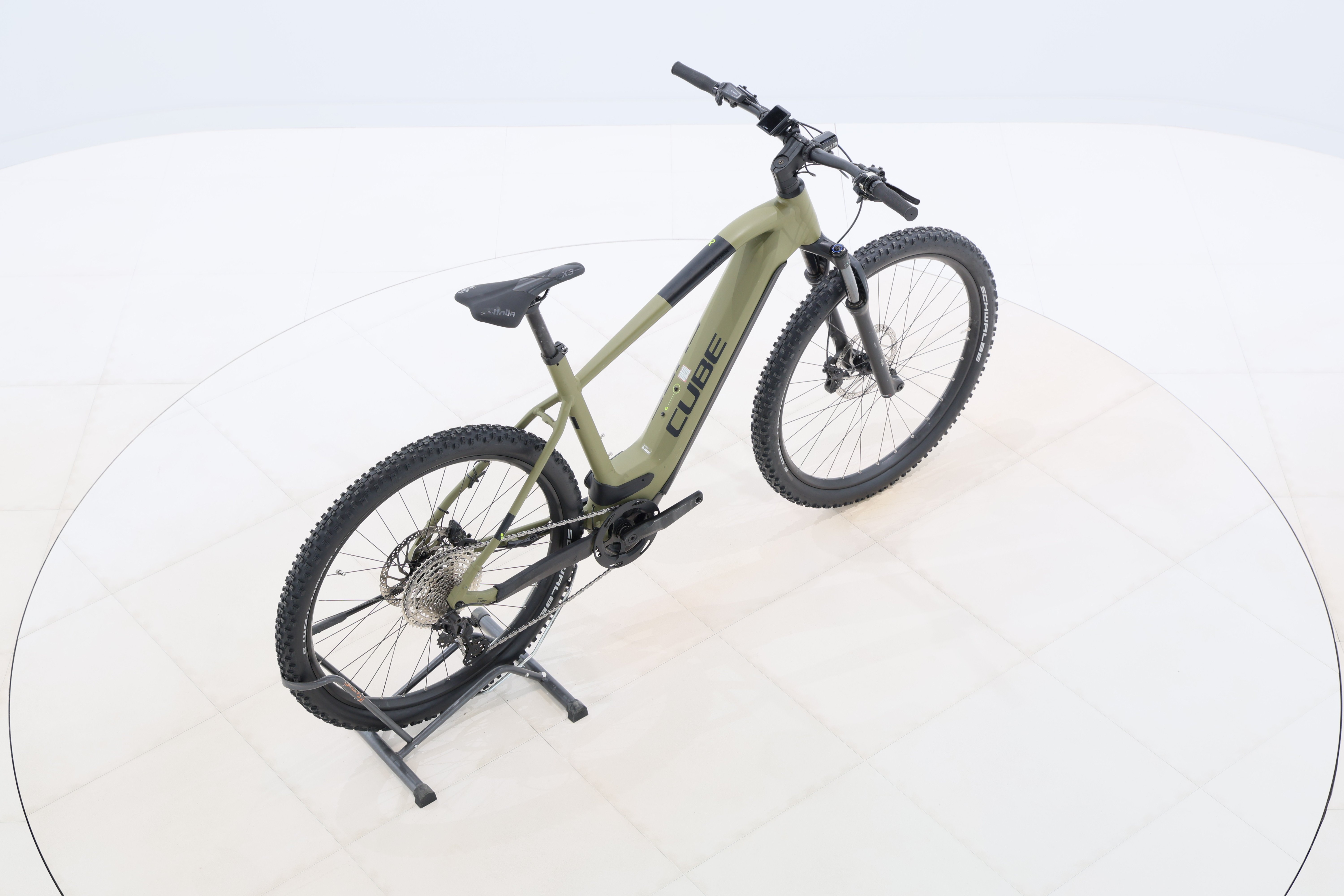 4c19dcee-0061-4d02-a9df-b6f88759f09a