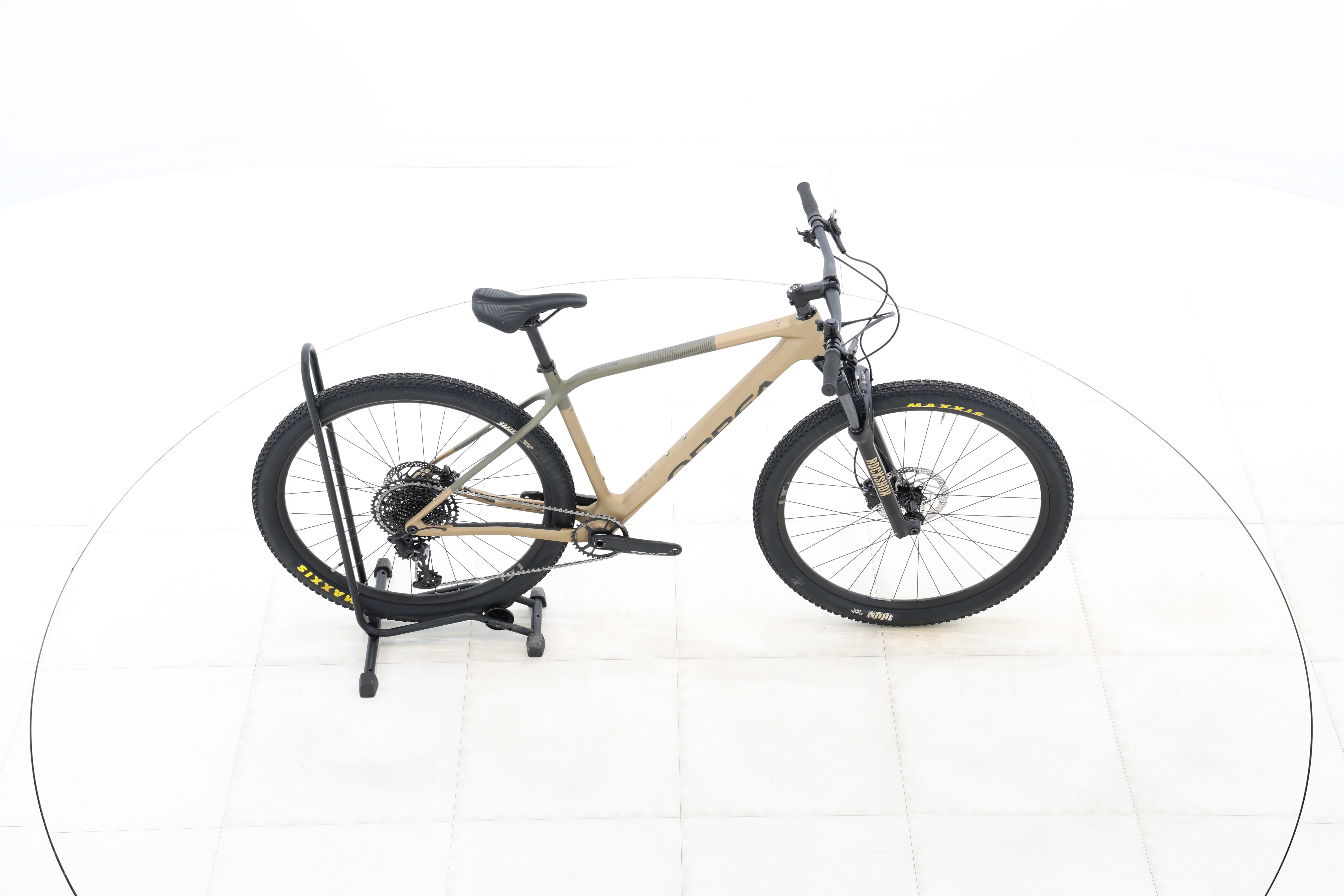 09d700a1-6746-4cb2-a3b5-e13c5a266b34