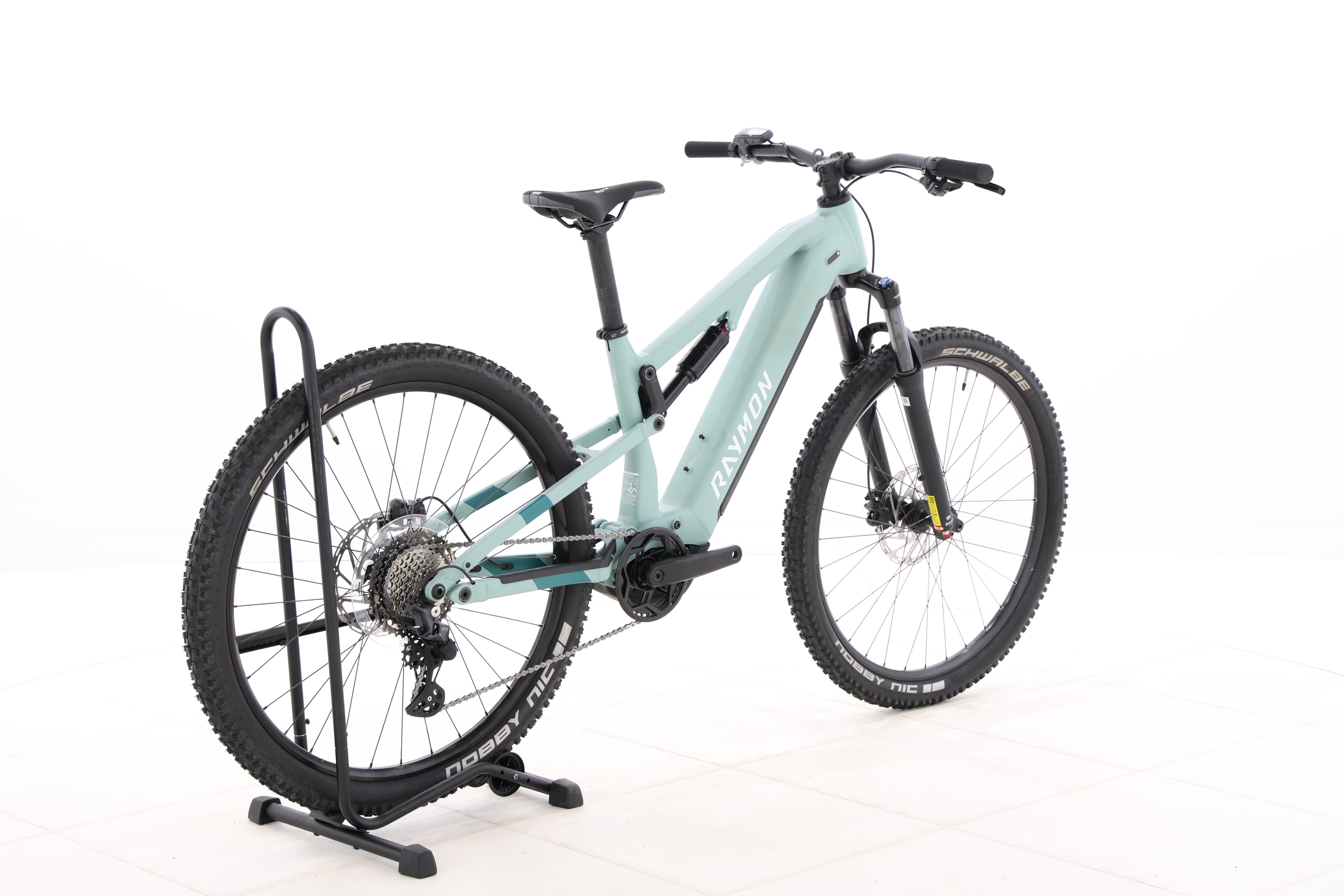 c06587a3-4e3d-414c-bf43-2d641ee9b75c