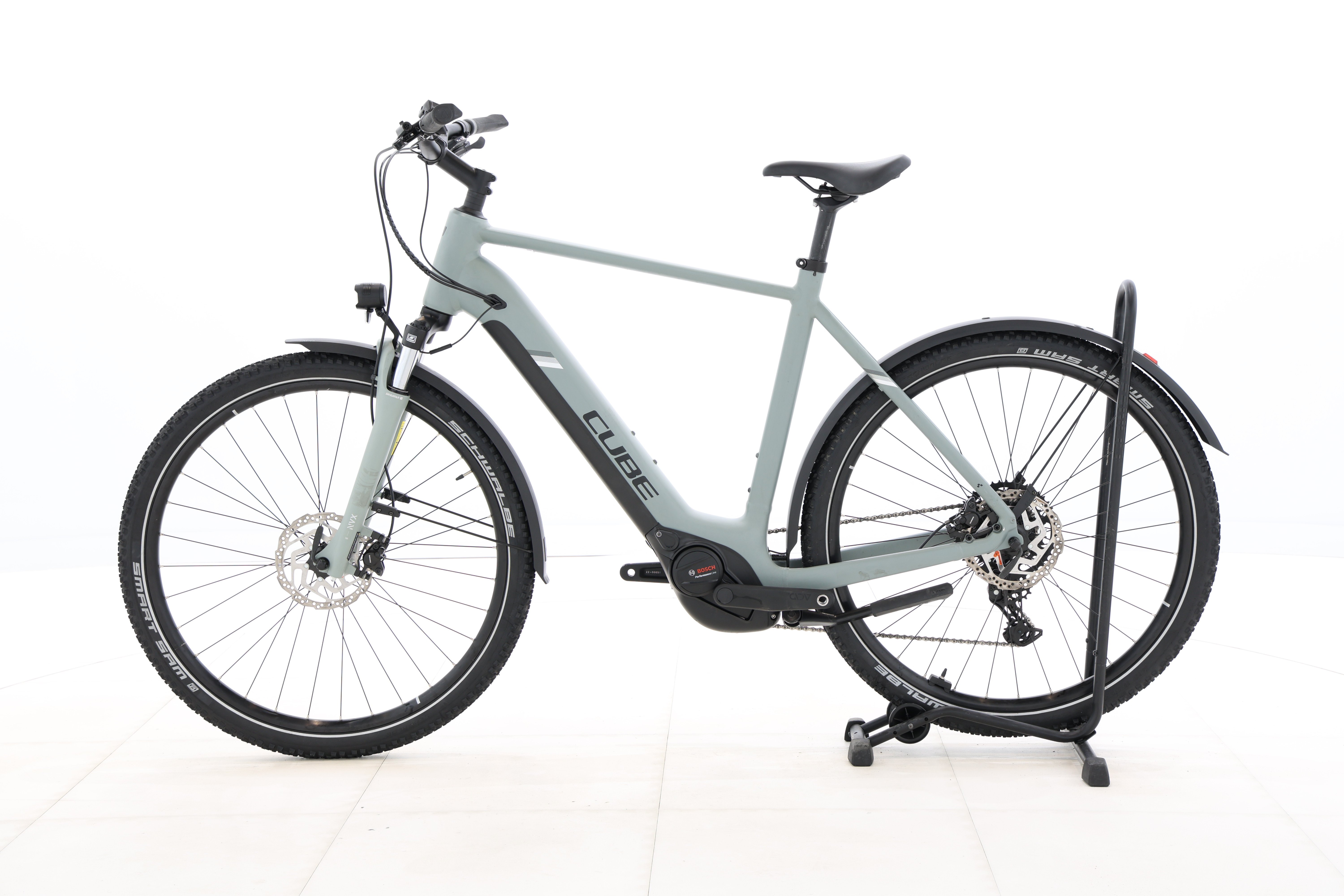 cbbbaace-d3eb-46bb-8dea-c8d1e3ff300c