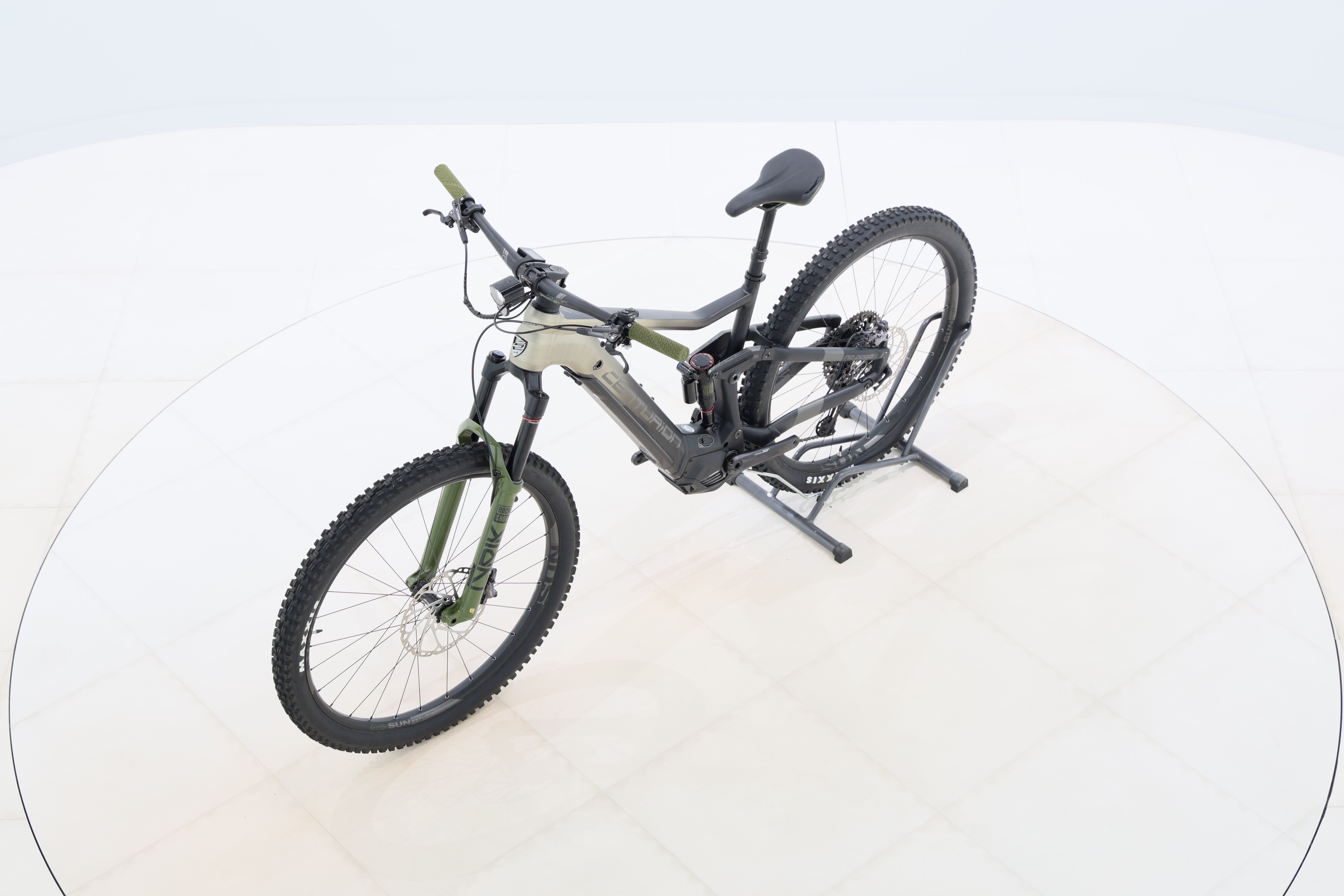 6a17ebf6-39e1-4577-8546-6420a0462f09