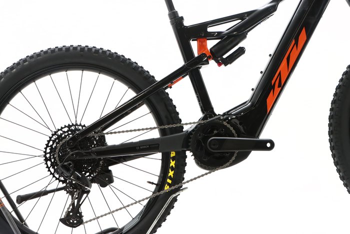 KTM MACINA KAPOHO 7973 2023