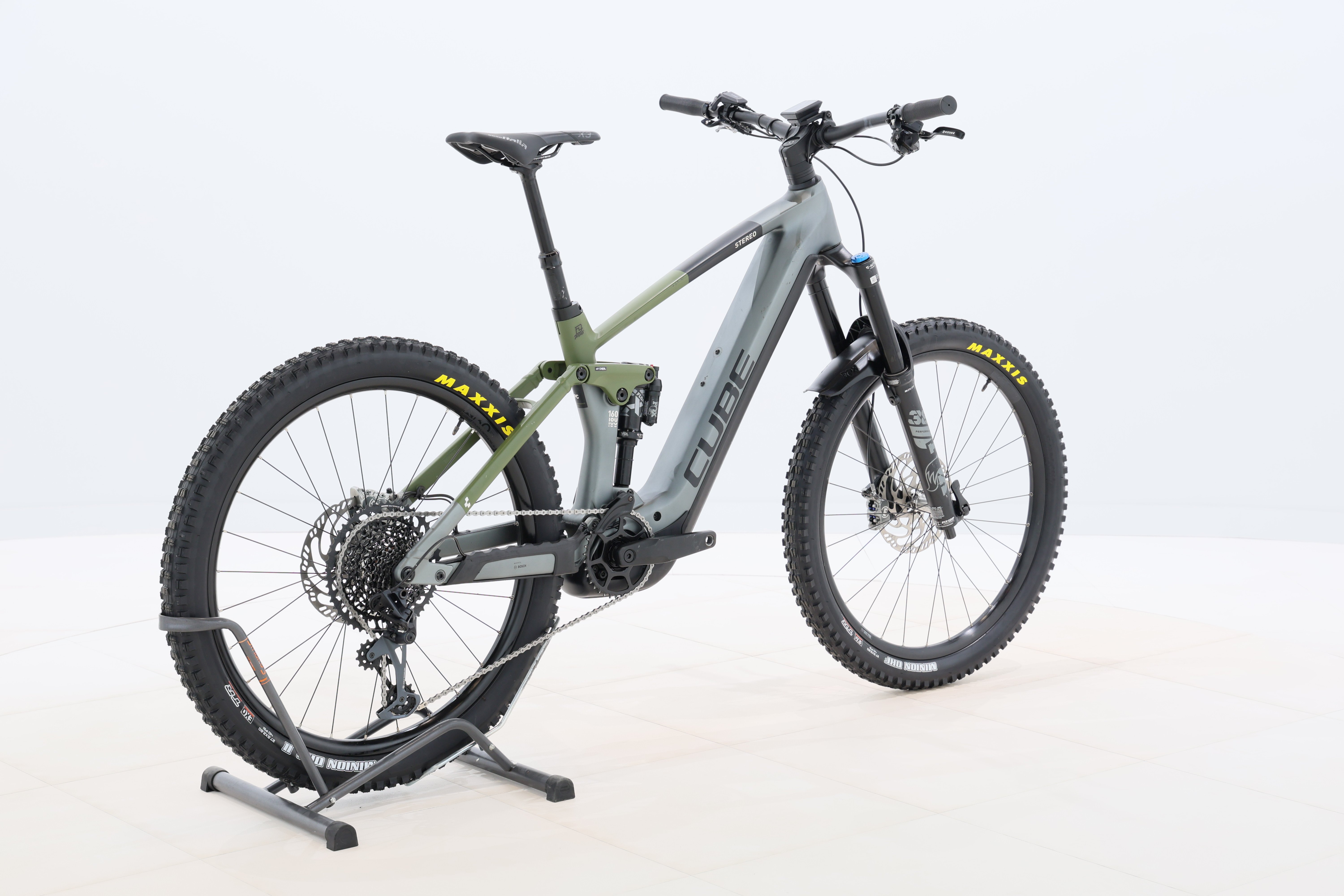 2d33df1e-6705-4226-8b25-34c10a84c4ad