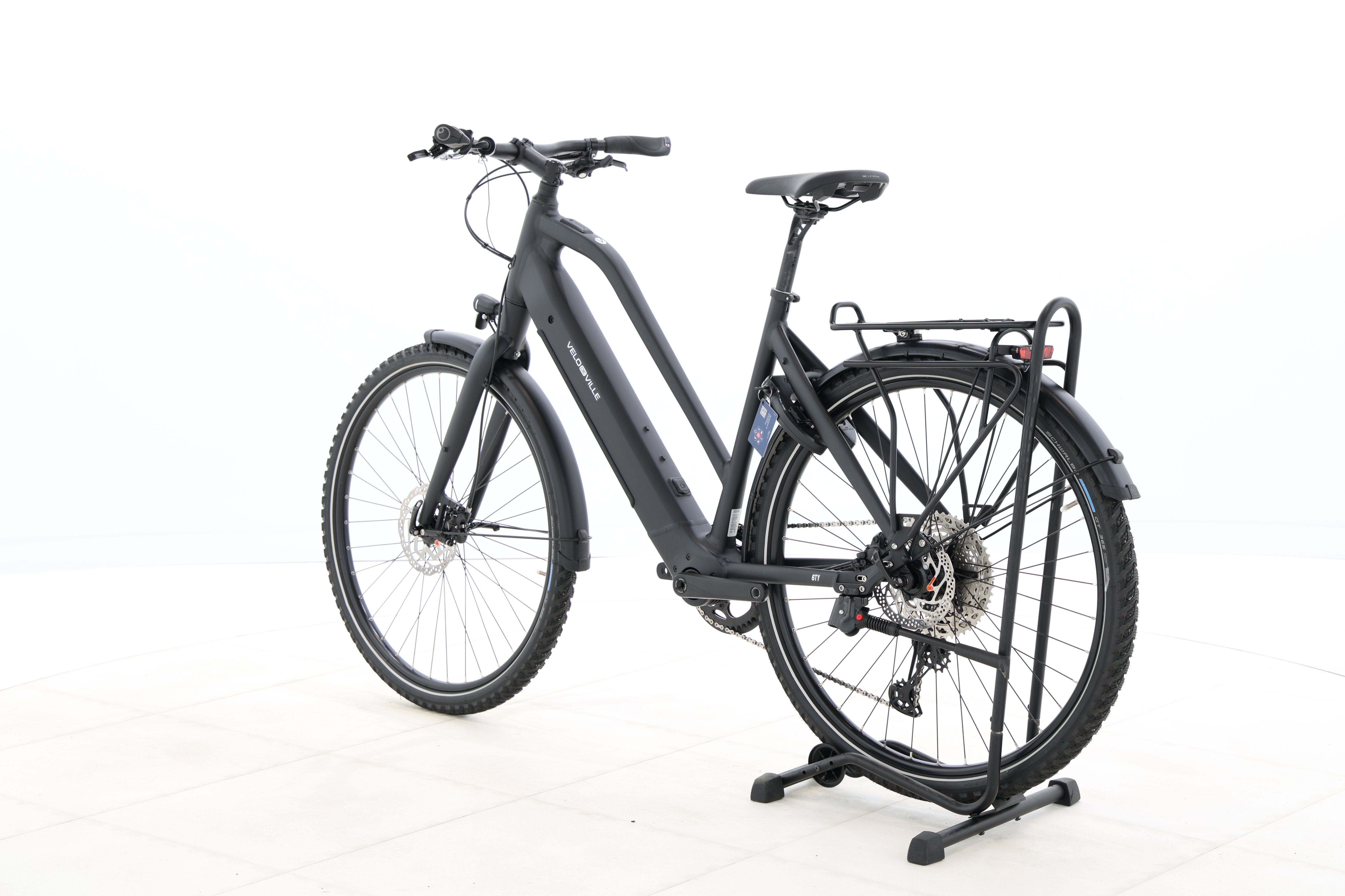 2d00b208-d238-45af-a9f7-5b219b077638