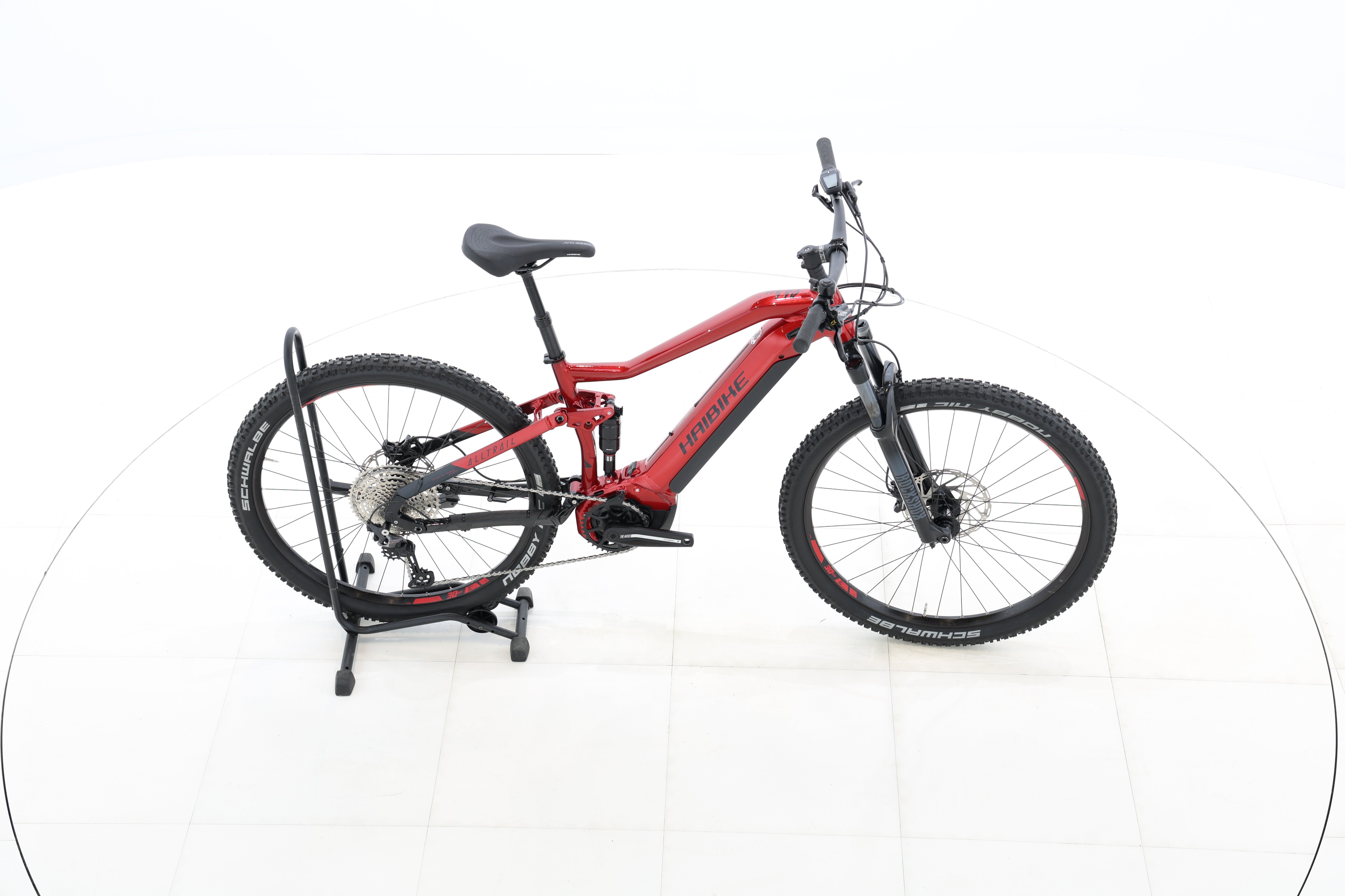 26743eb8-34d7-425a-bdef-9cfdf58960e0