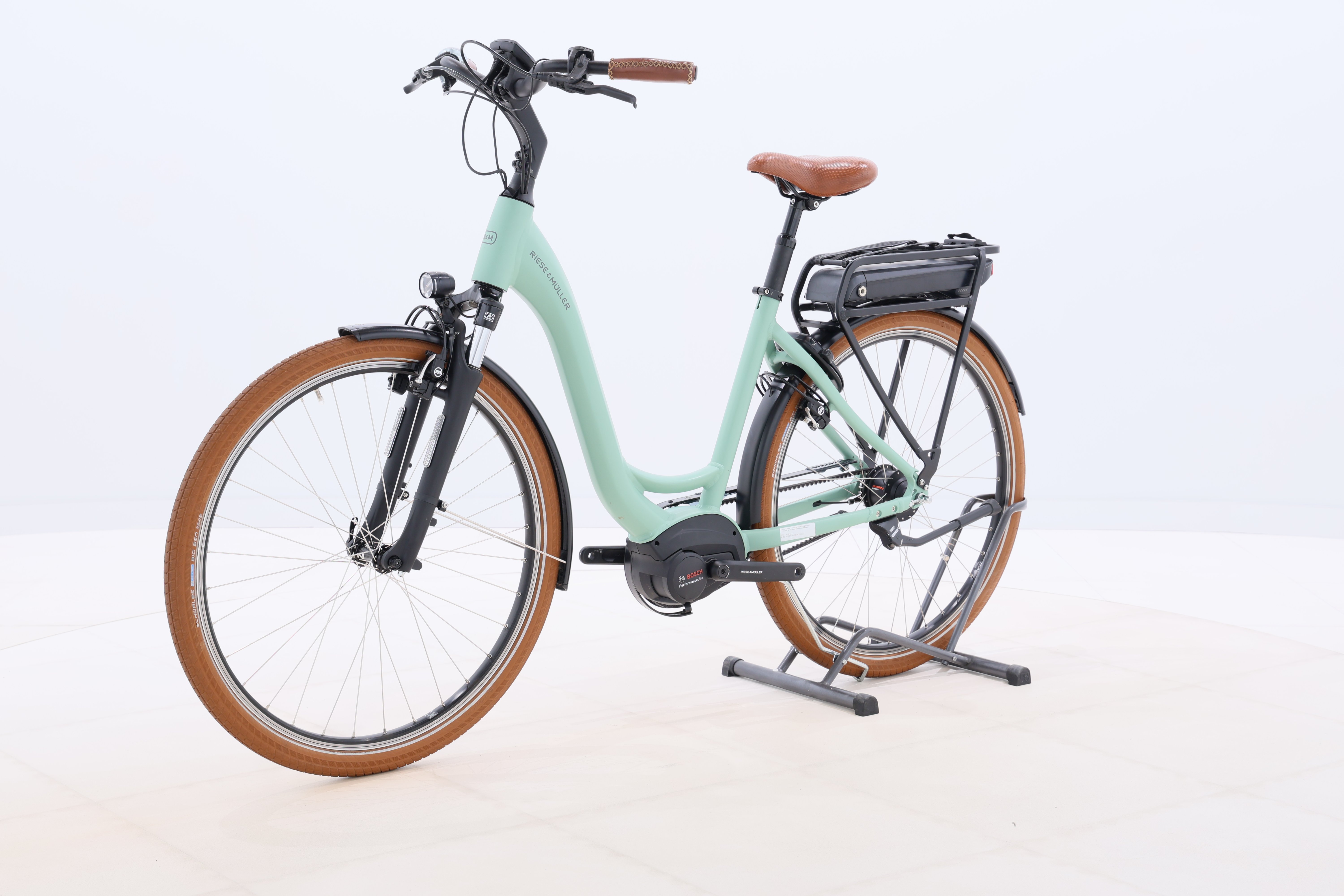 2e312b1f-2d34-4f96-8bce-be9cb9b9b63a