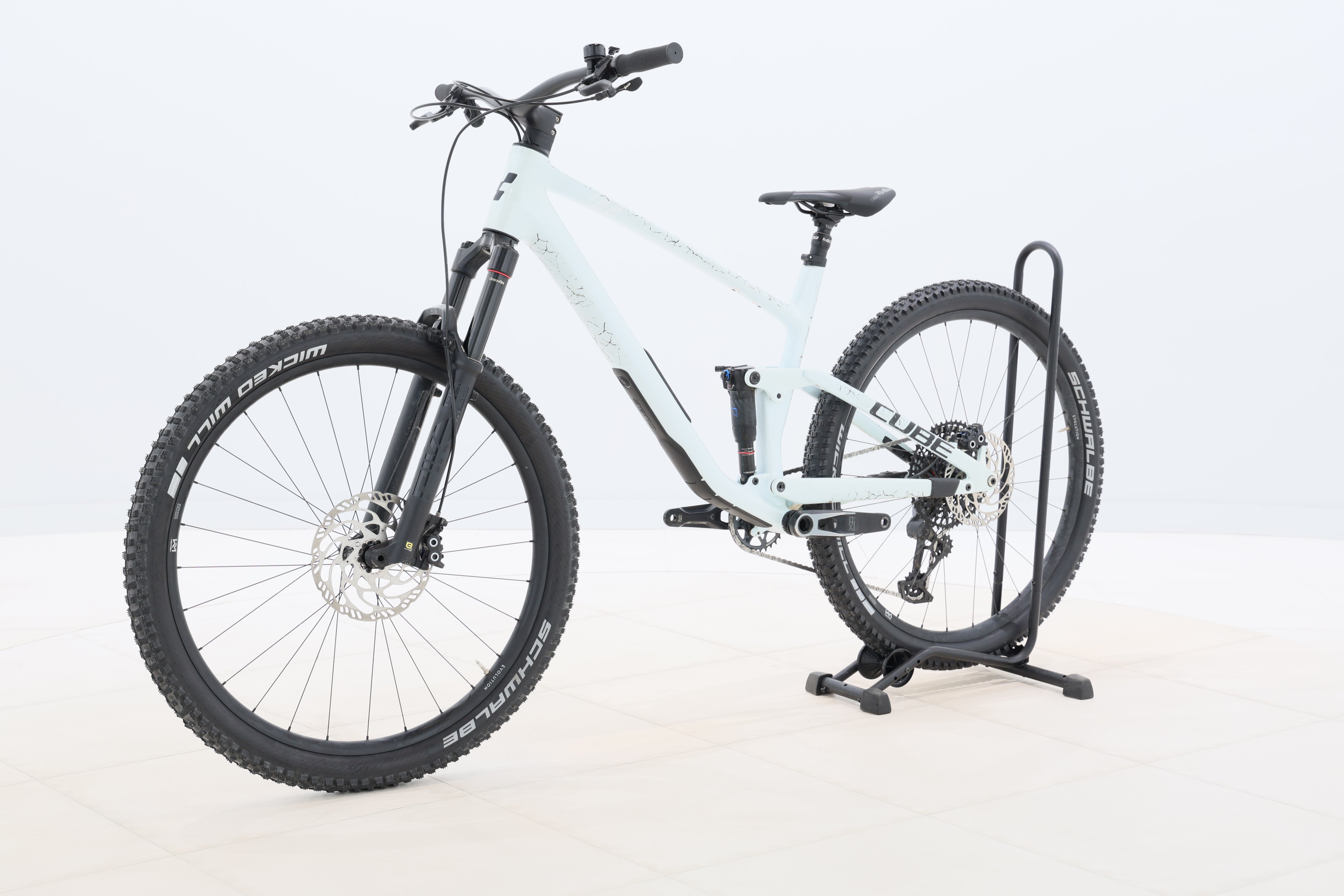 8051a231-c80b-41d2-9d2b-7ebc529e018b