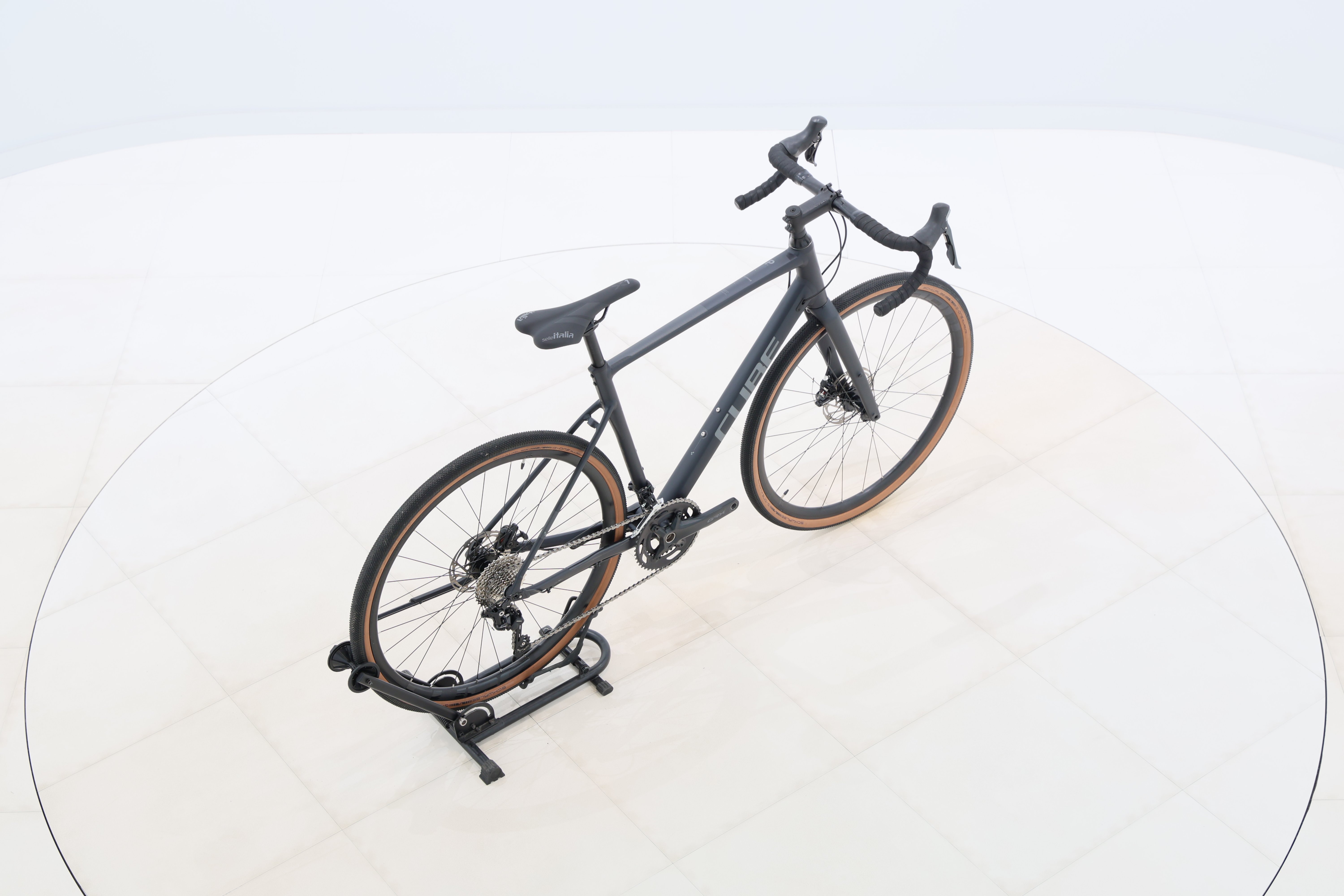 1ed55167-d828-44f0-ae26-ba8dede1a584