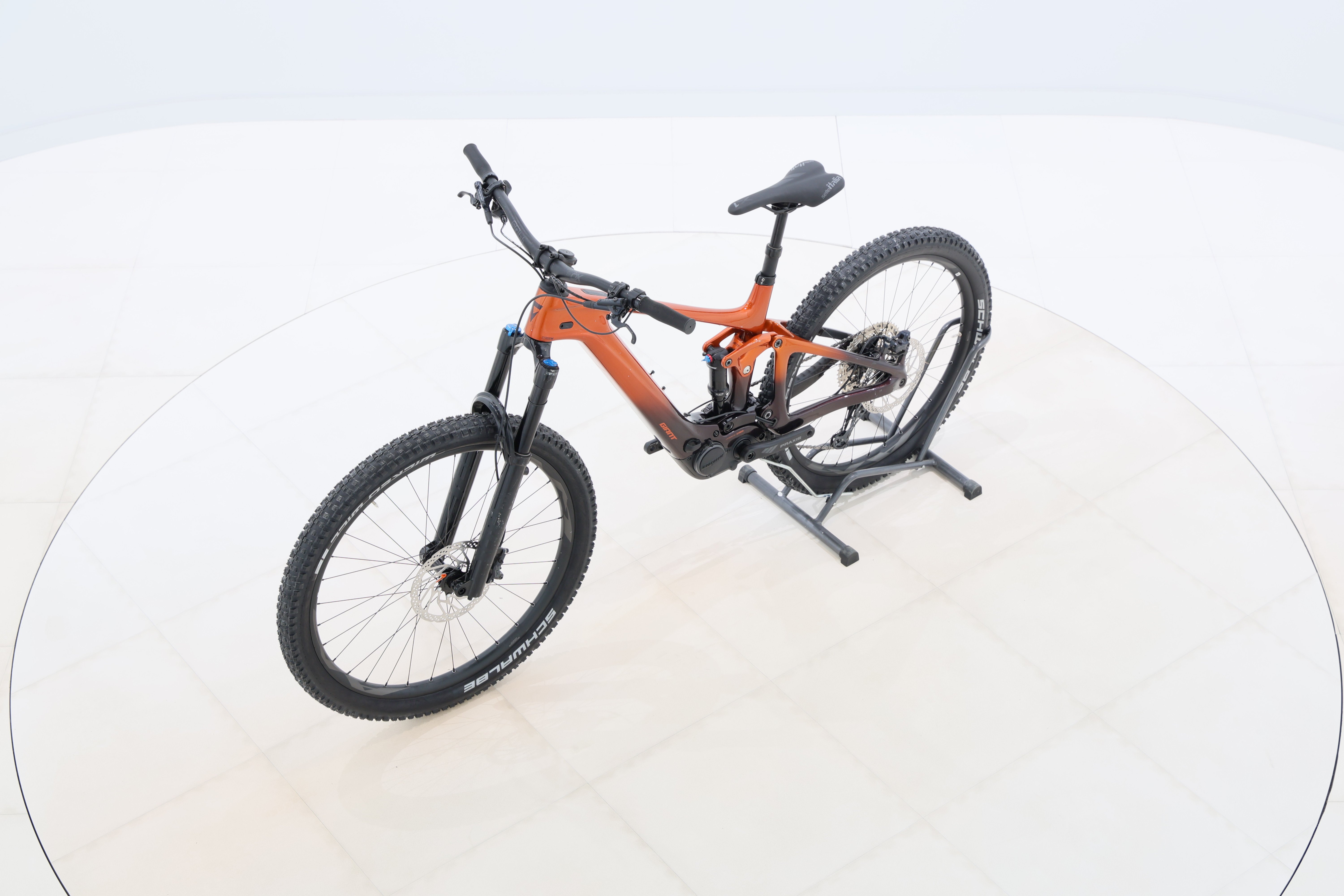 b797bc7b-b002-46e5-b075-bc1545261405