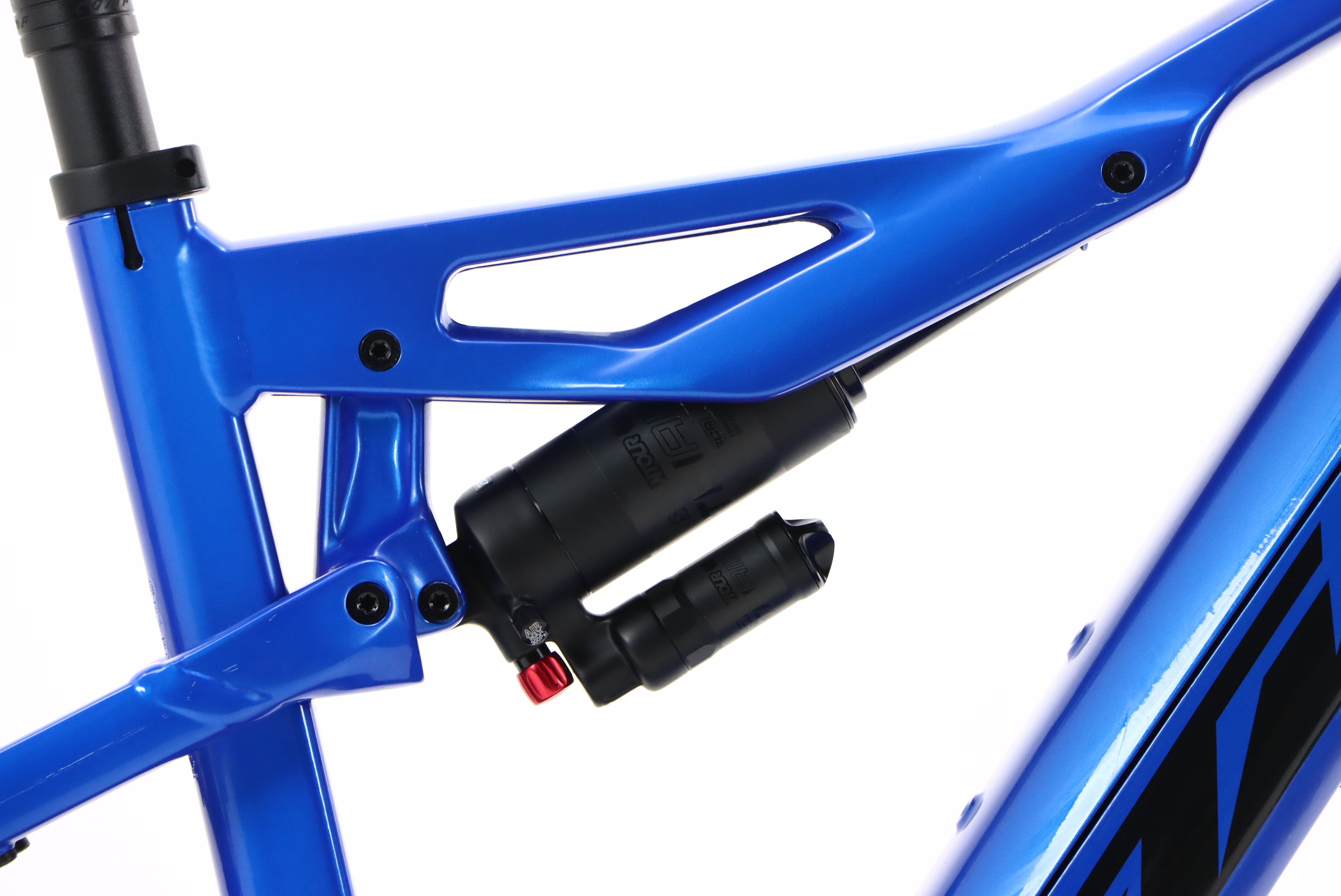 d4e93bdd-4150-4cef-8281-8696e660d041