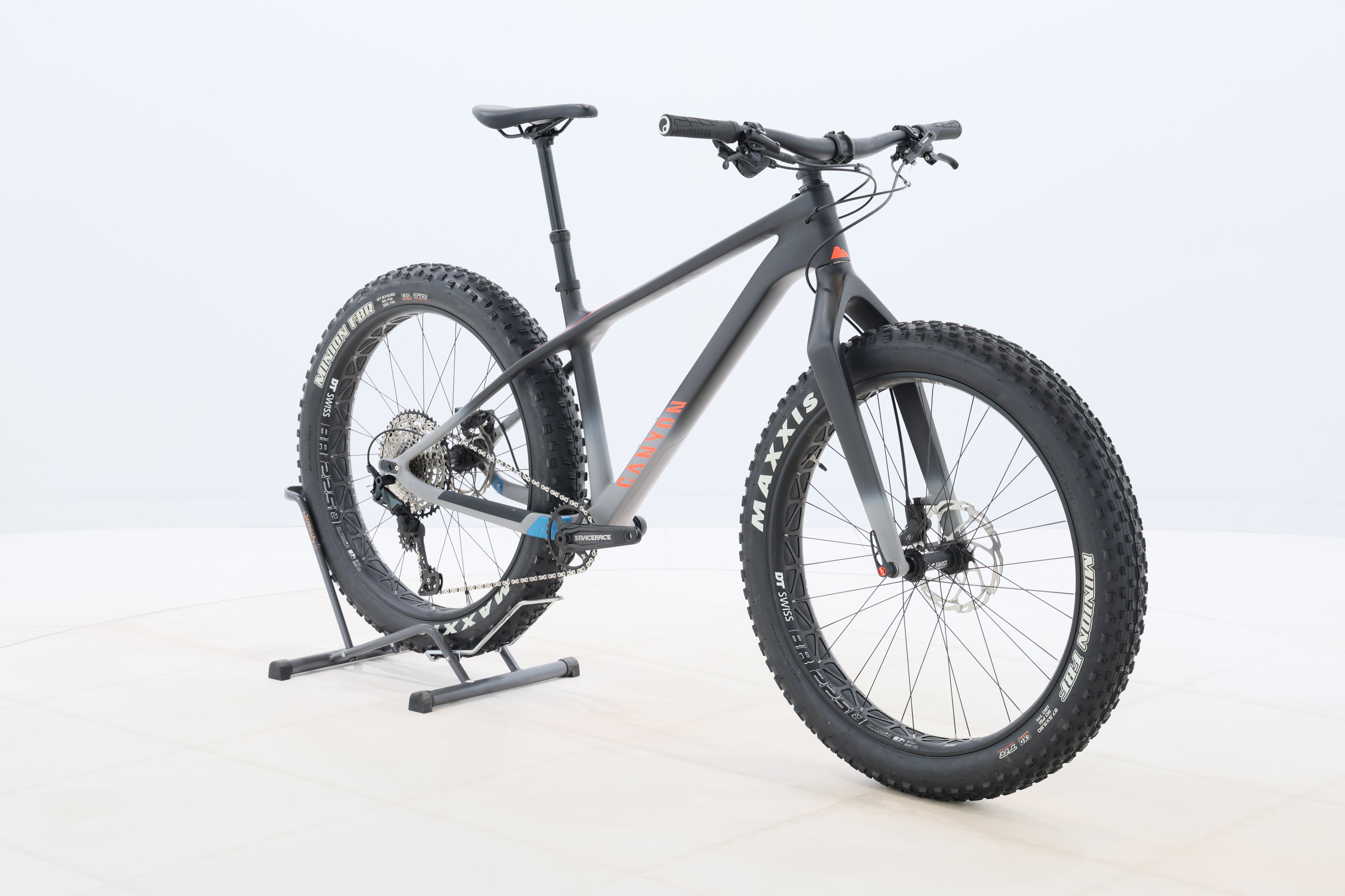 c39497de-1b7f-44de-92e0-7671fe074caf