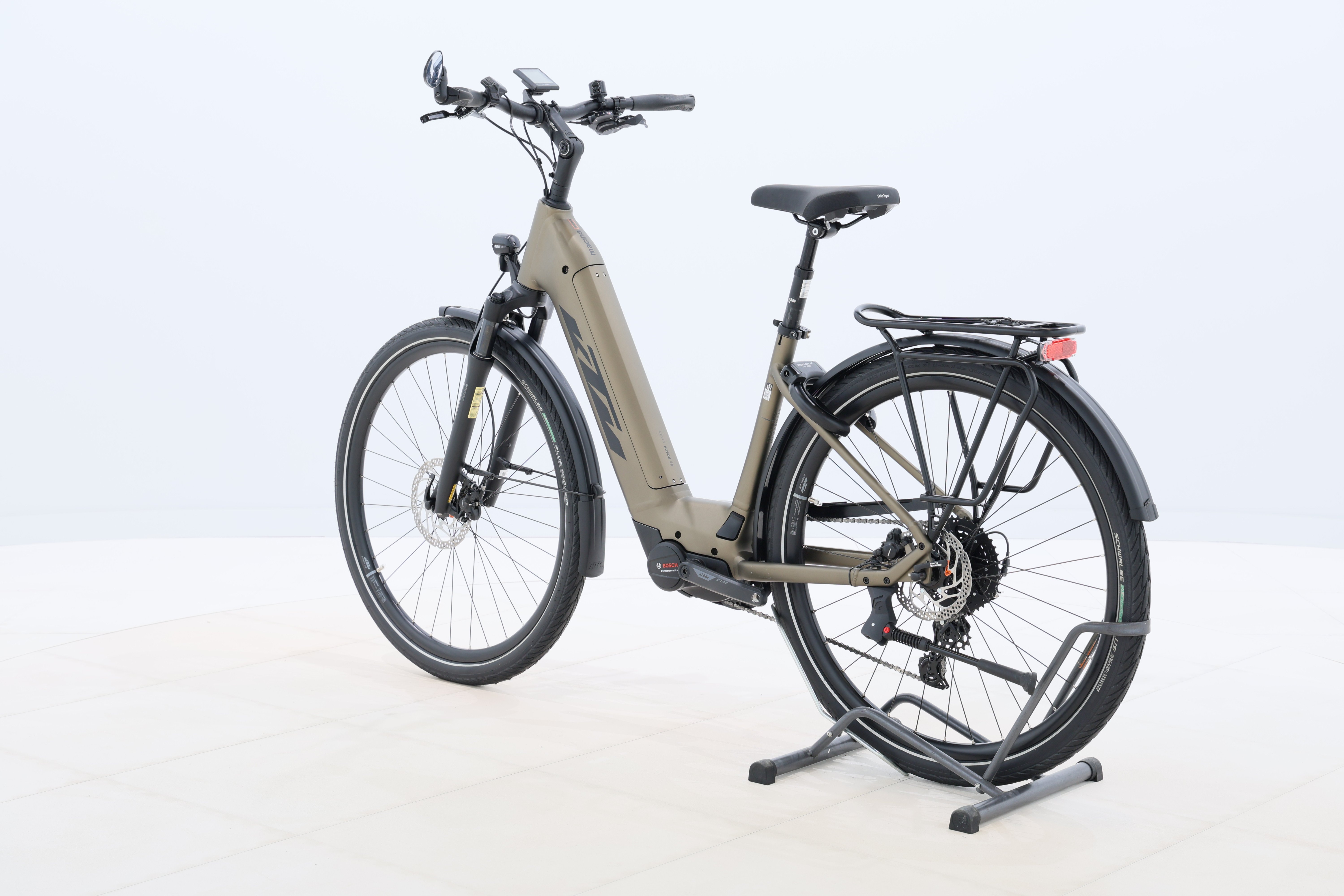 06505bf0-d645-4ada-b33e-28a7ceda8a51