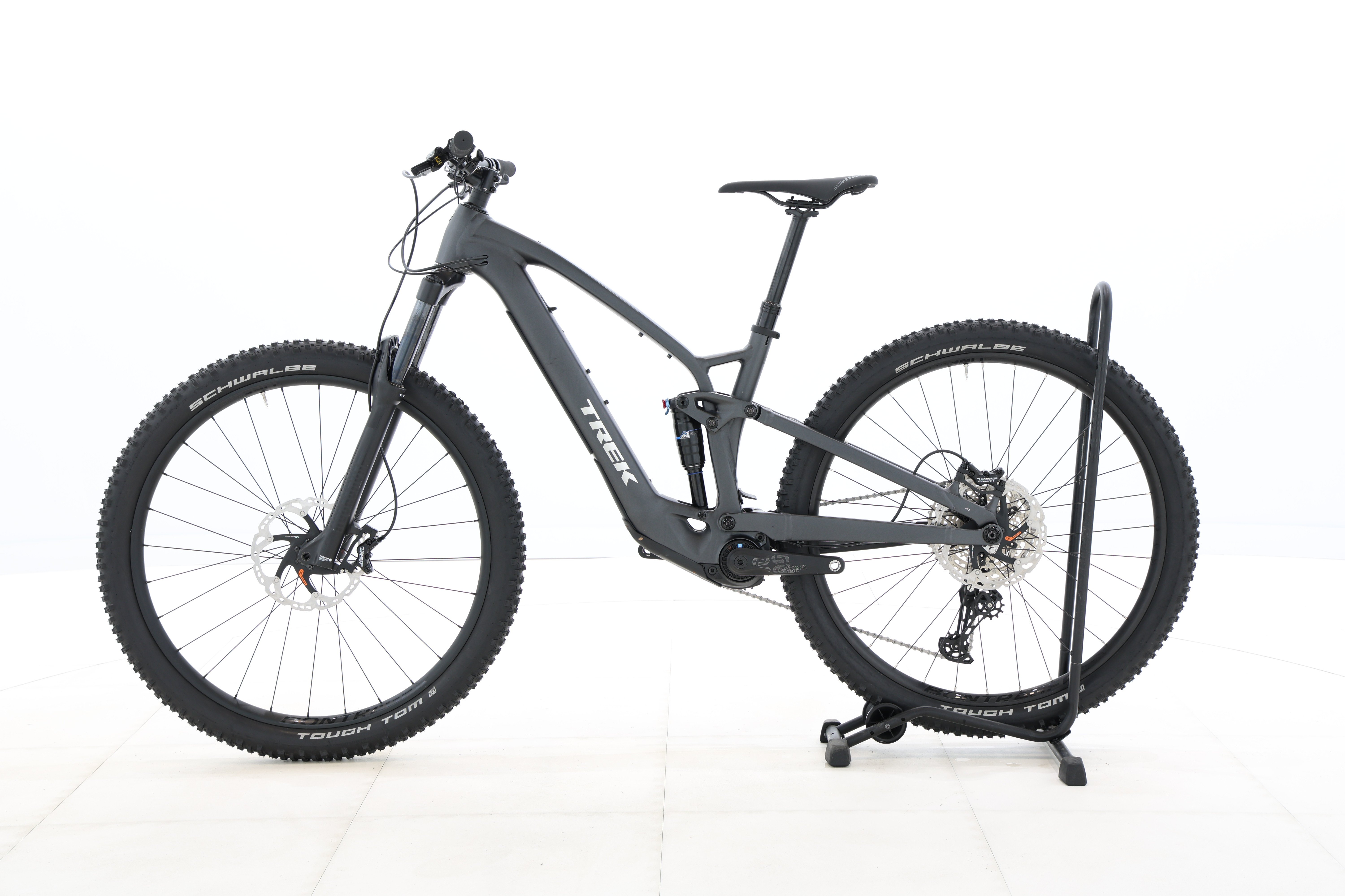 ef57b725-b4b1-46ec-baf4-9b12ca83bc18